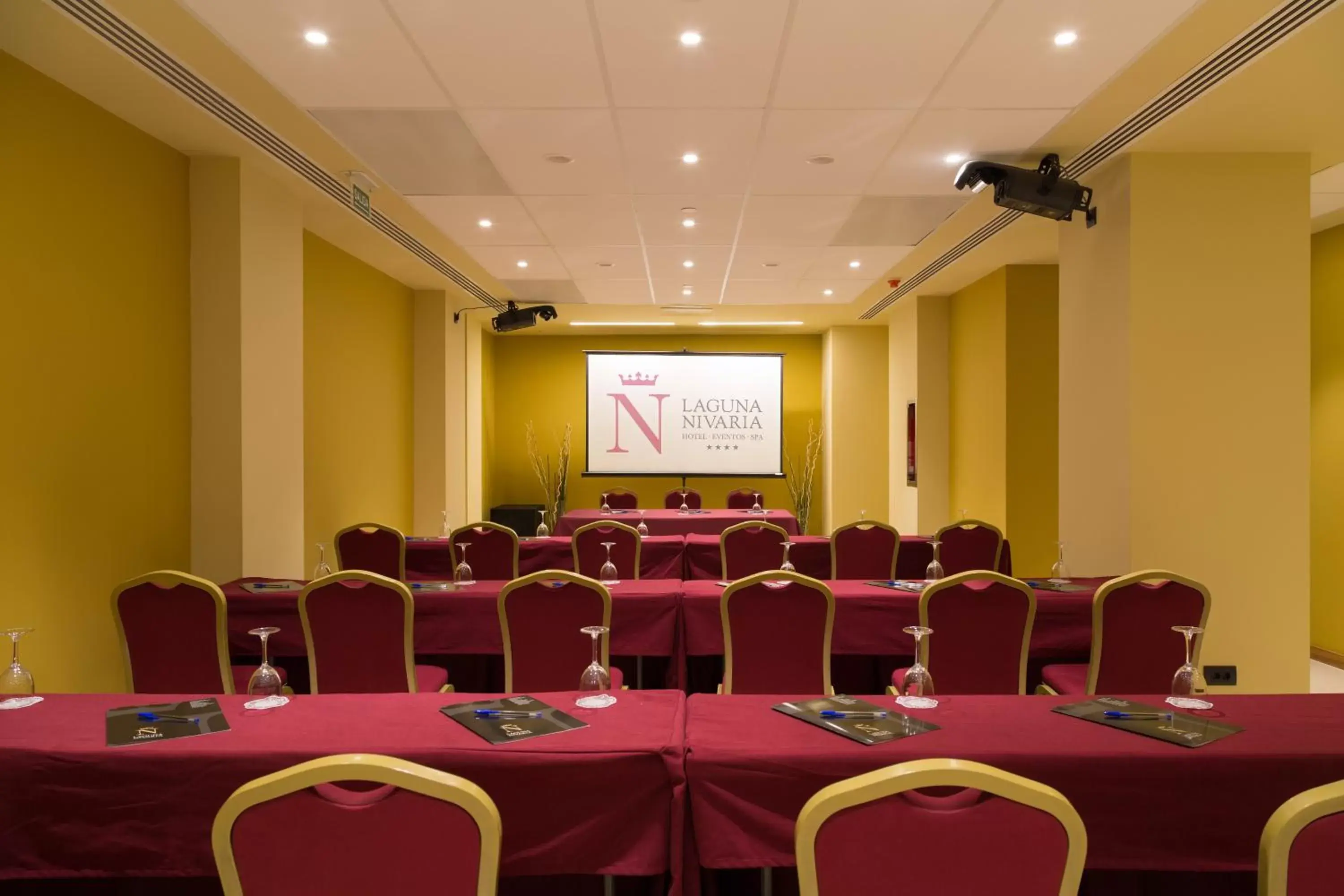 Meeting/conference room in Laguna Nivaria Hotel & Spa