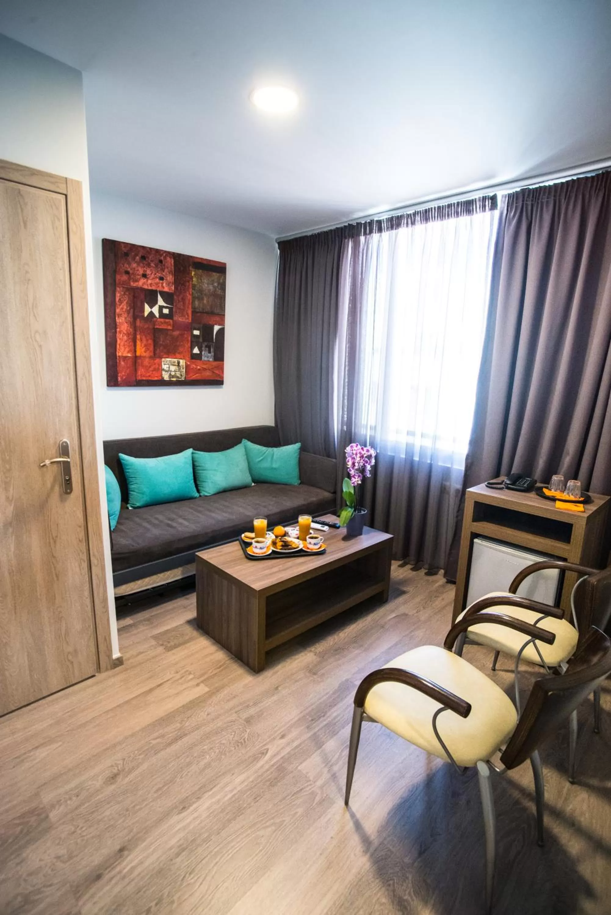 Bed in Argo Hotel Piraeus