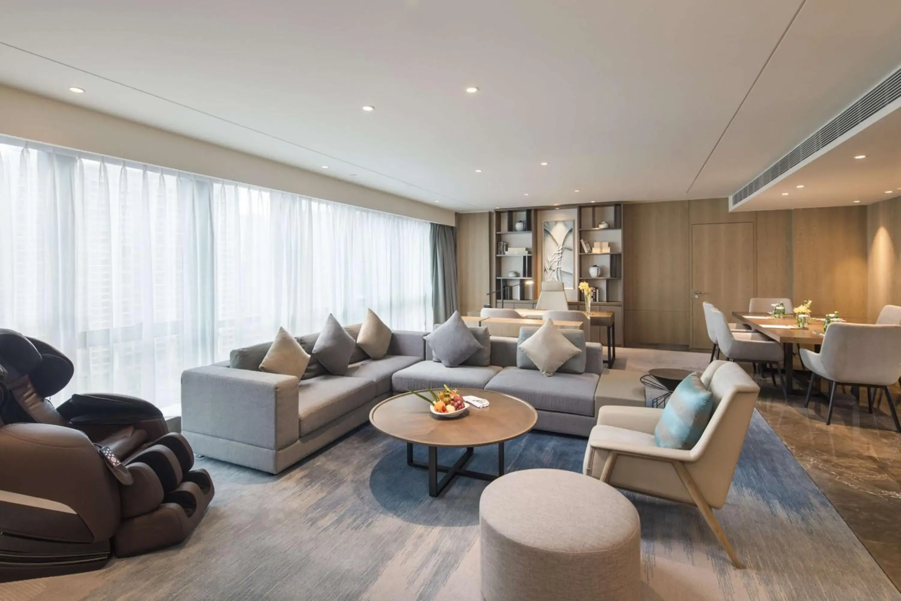 Living room, Seating Area in DoubleTree By Hilton Shenzhen Longhua