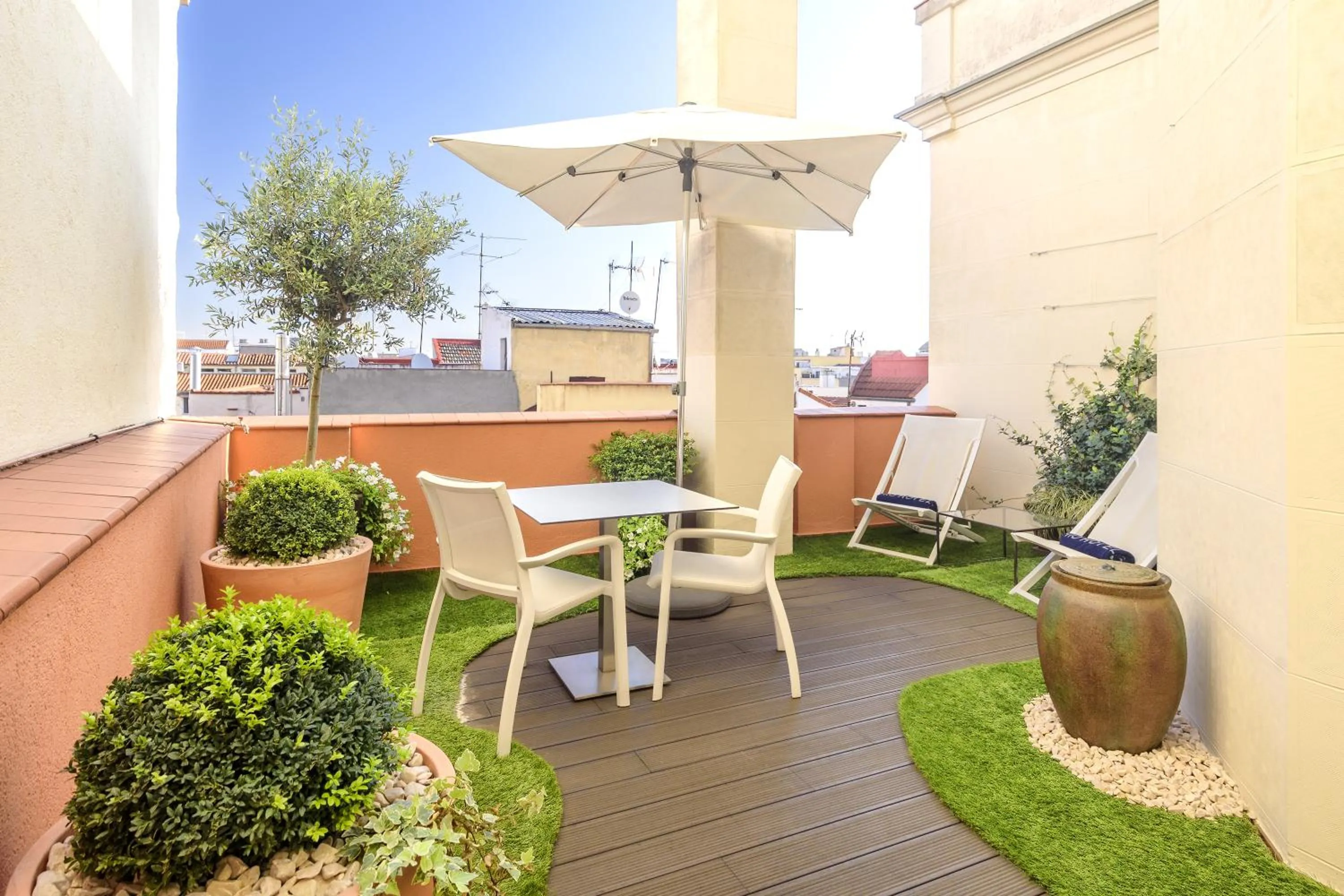 Balcony/Terrace in Boutique Hotel H10 Villa de la Reina