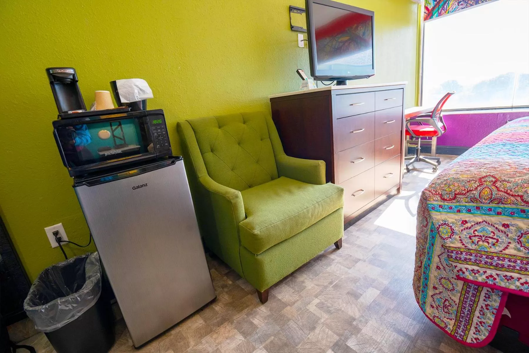 Bedroom in Philly Inn & Suites