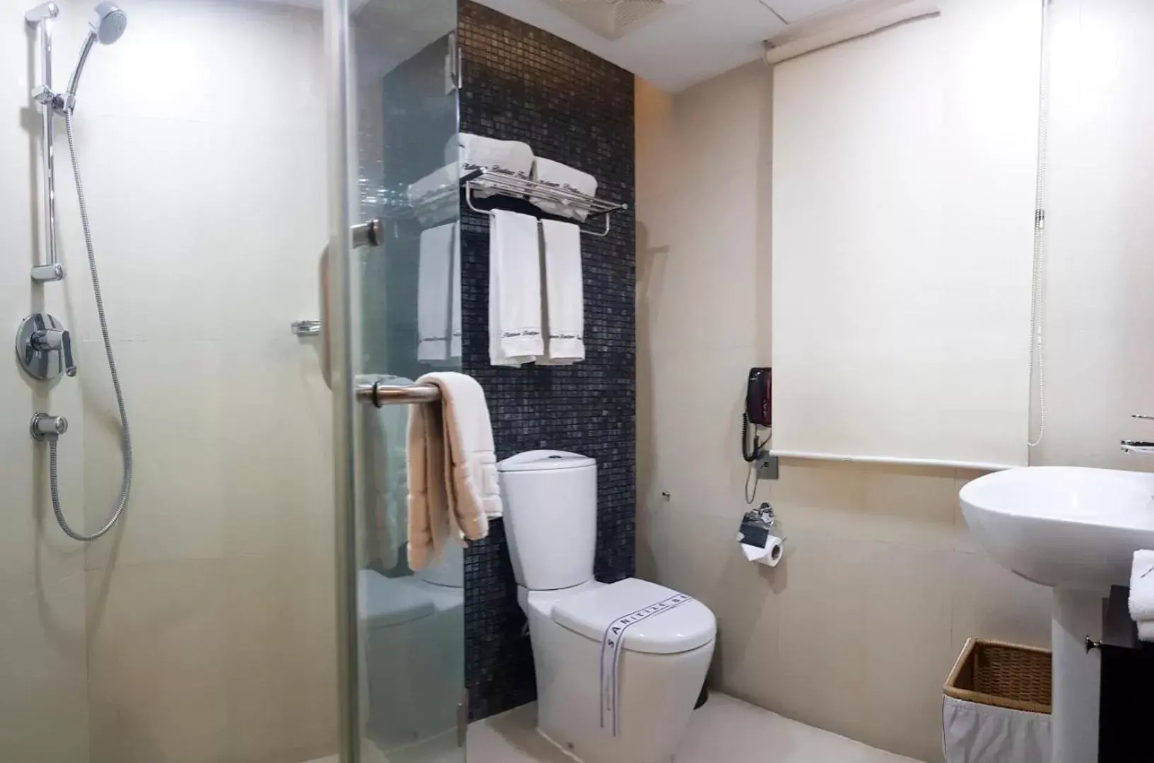 Toilet, Bathroom in Platinum Grand