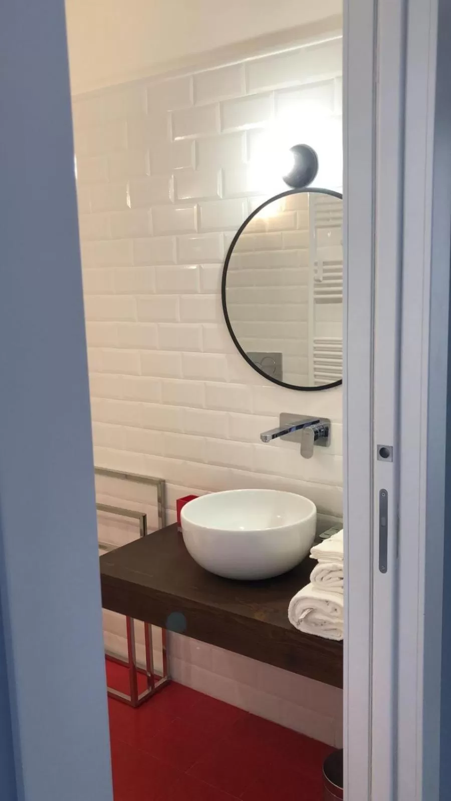 Bathroom in chiesa russa