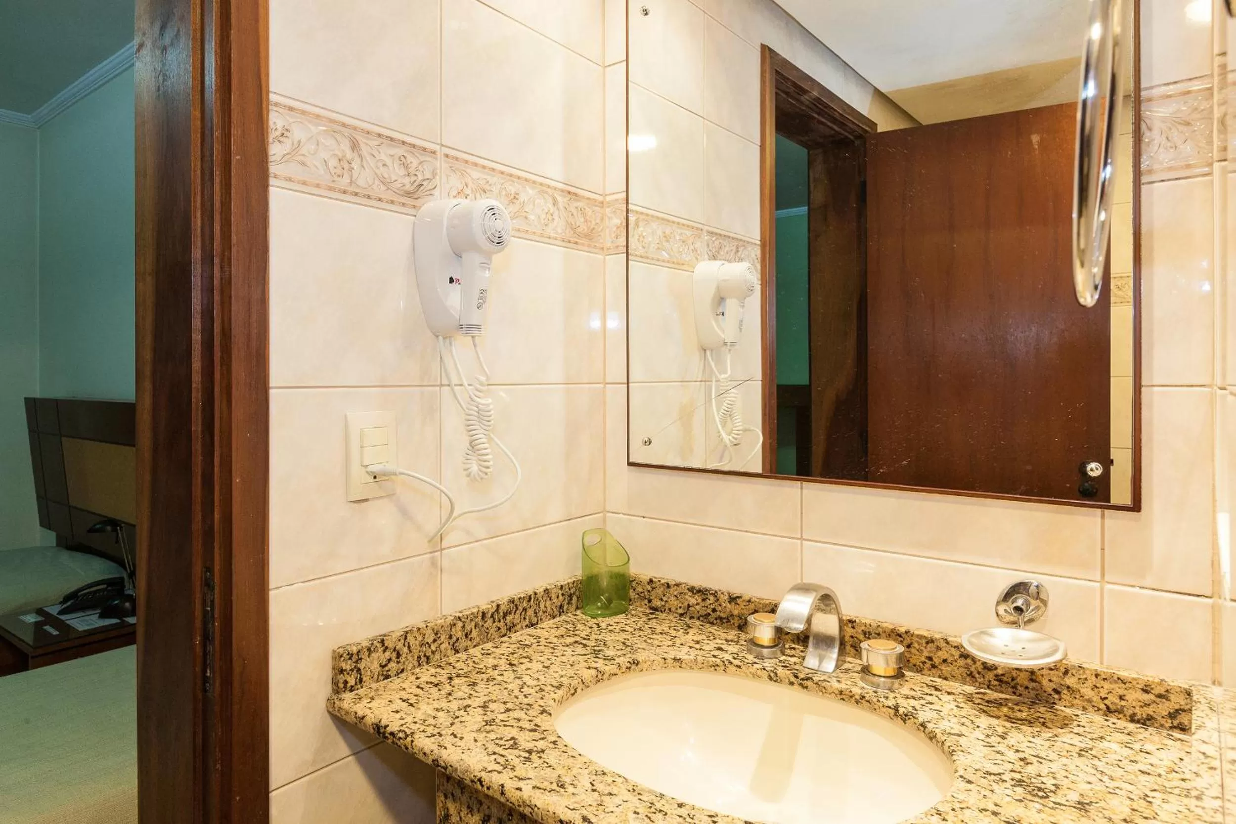 Bathroom in Hotel Letto Caxias