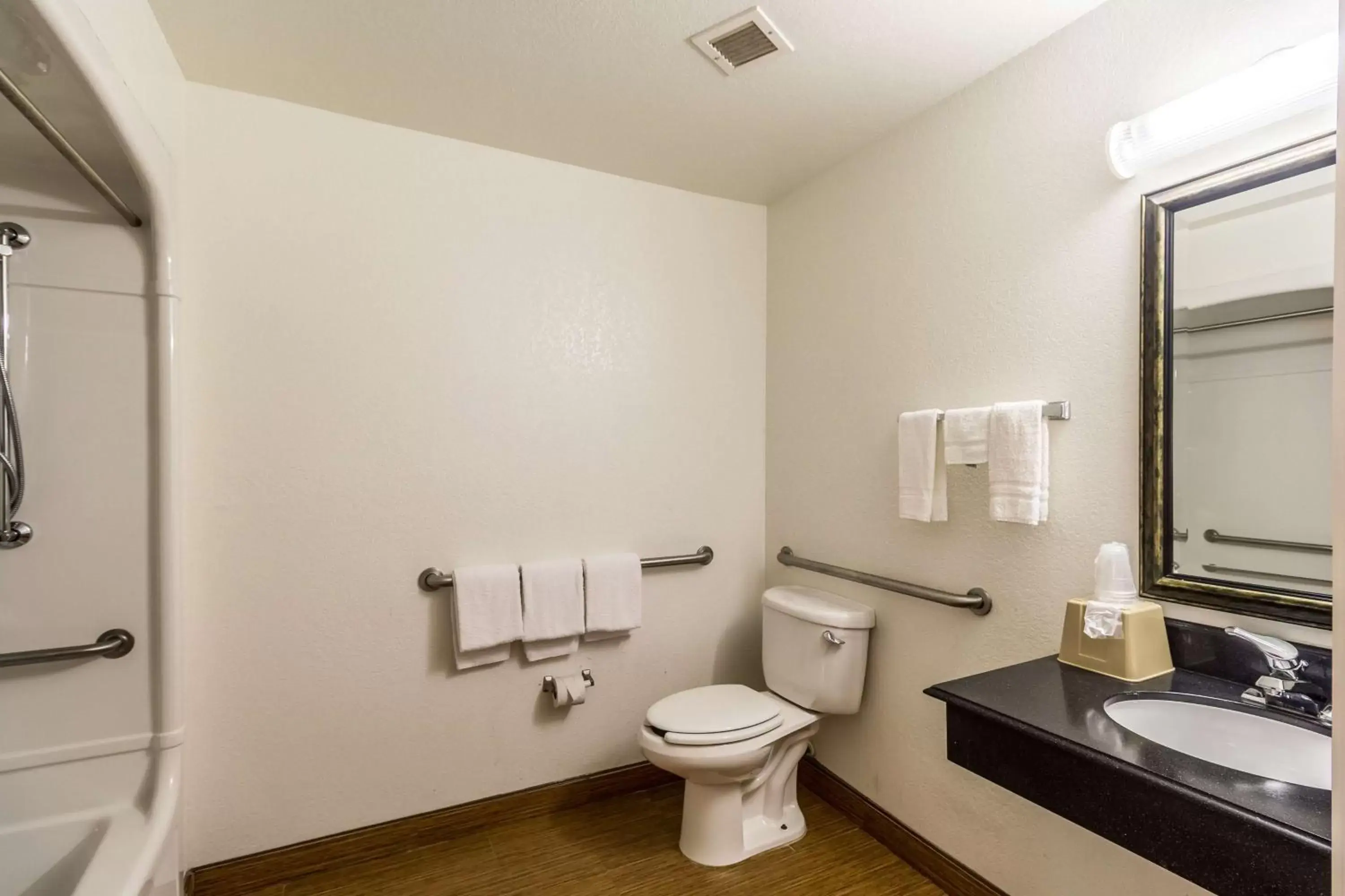 Photo of the whole room, Bathroom in Motel 6-Harlingen, TX