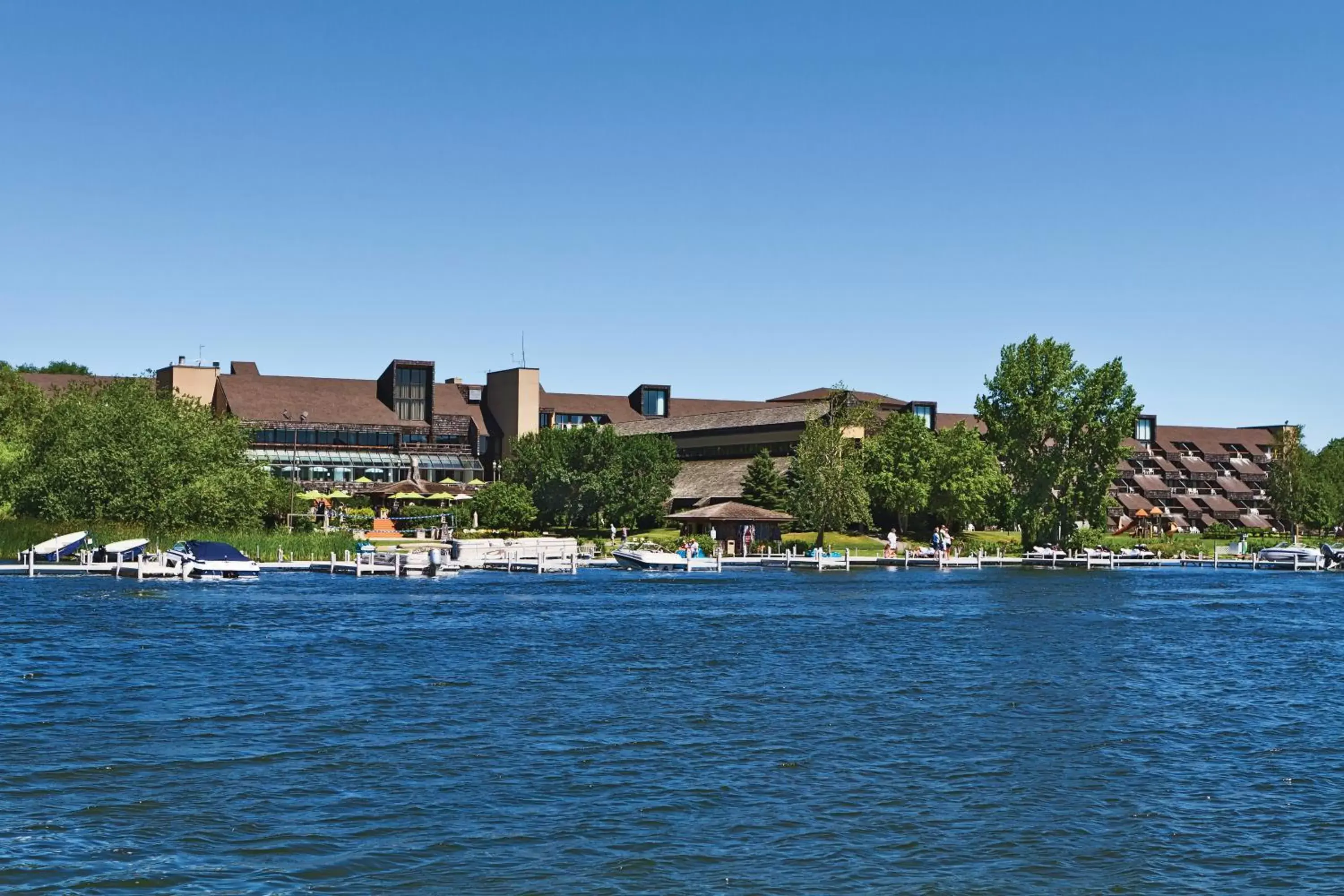 Property building in Arrowwood Resort Hotel and Conference Center - Alexandria Property building in Arrowwood Resort Hotel and Conference Center - Alexandria