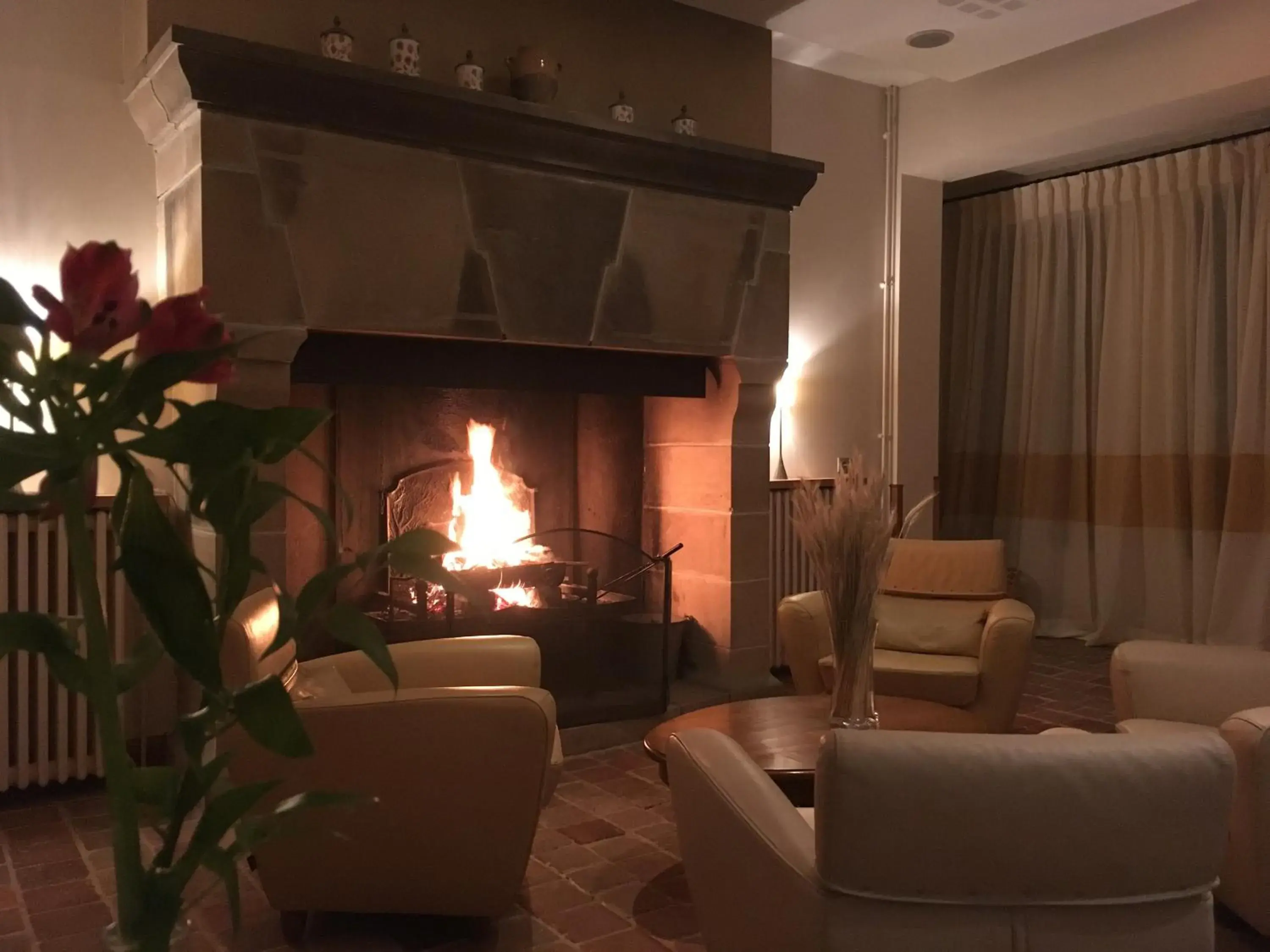 Communal lounge/ TV room, Seating Area in Hotel De France