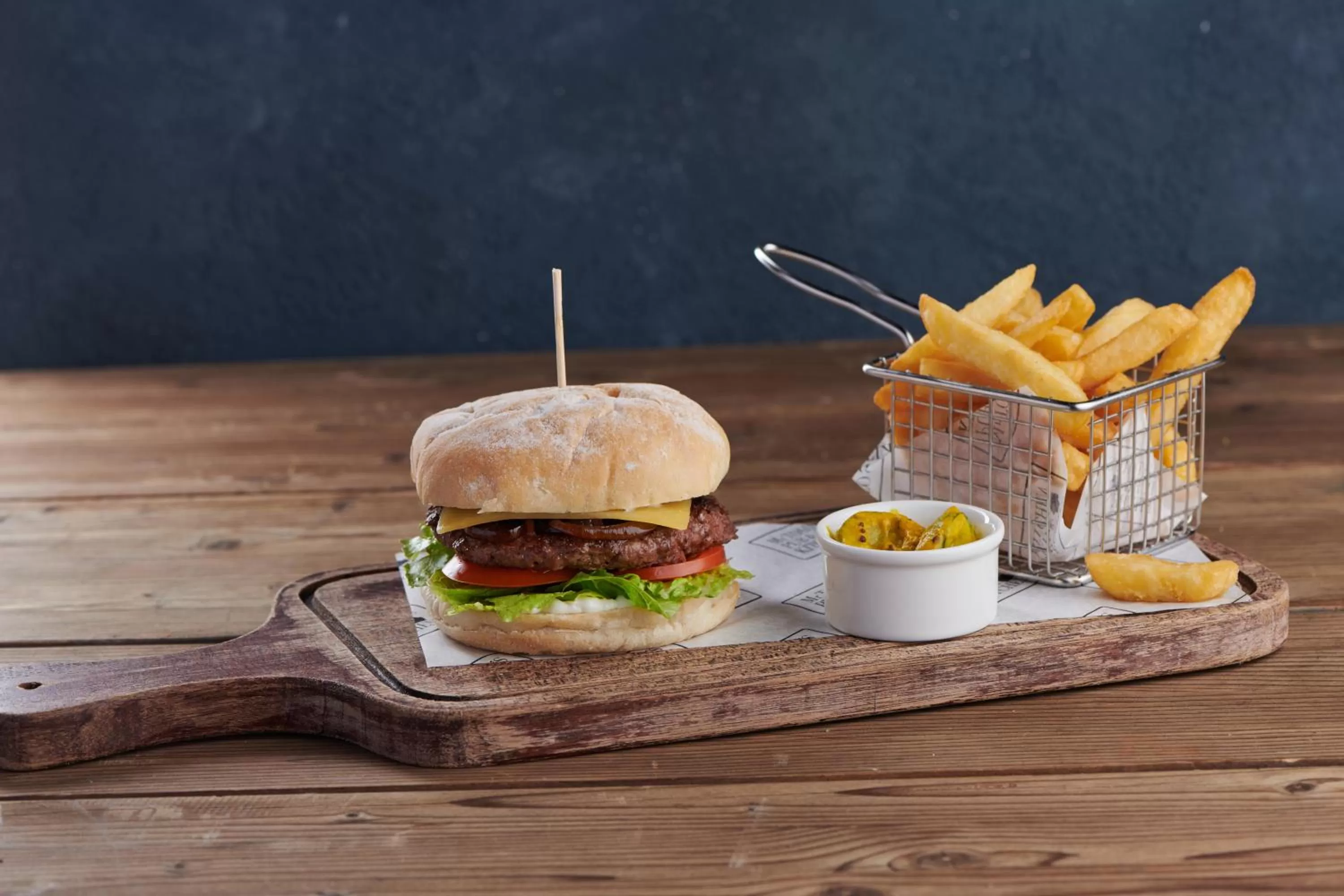 Food in Premier Inn Dubai Ibn Battuta Mall