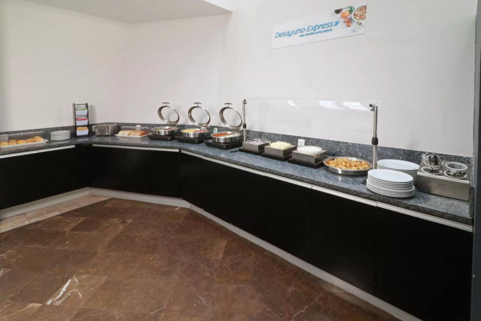 Breakfast in Holiday Inn Express San Luis Potosí by IHG