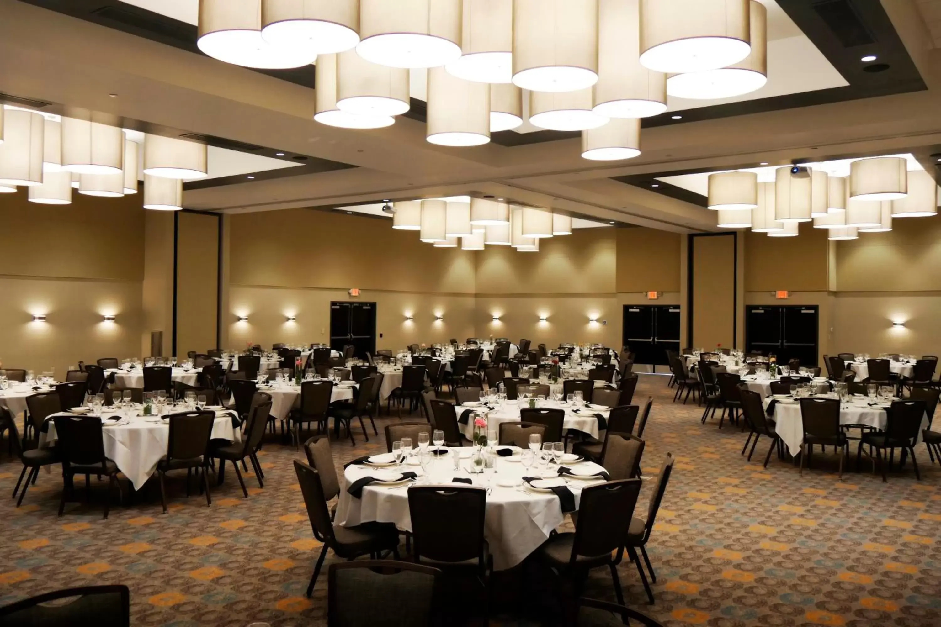 Restaurant/Places to Eat in River Bend Casino & Hotel