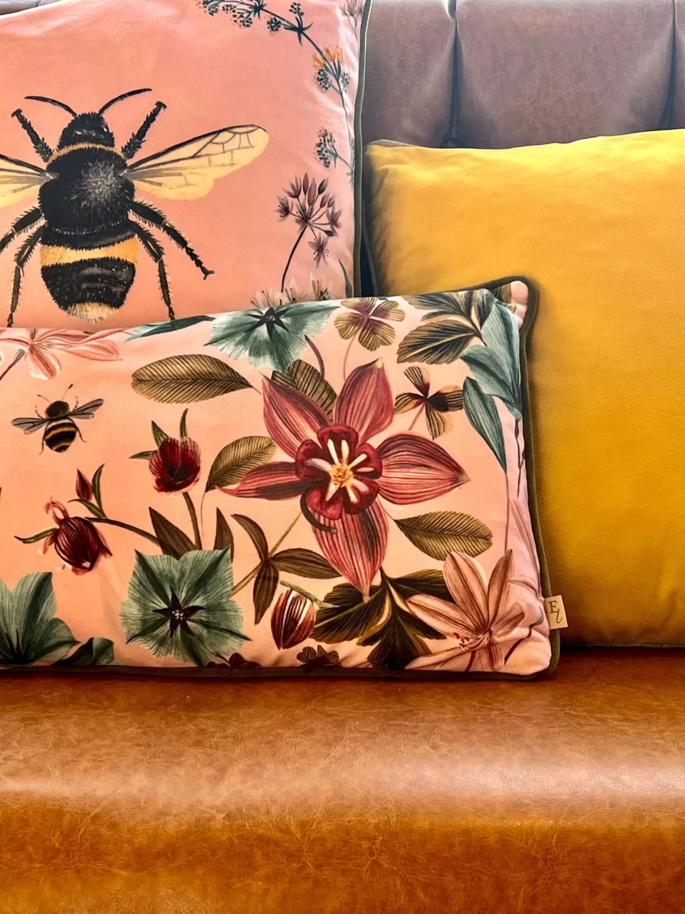 Seating area in The Beeches, Ashby-de-la-Zouch