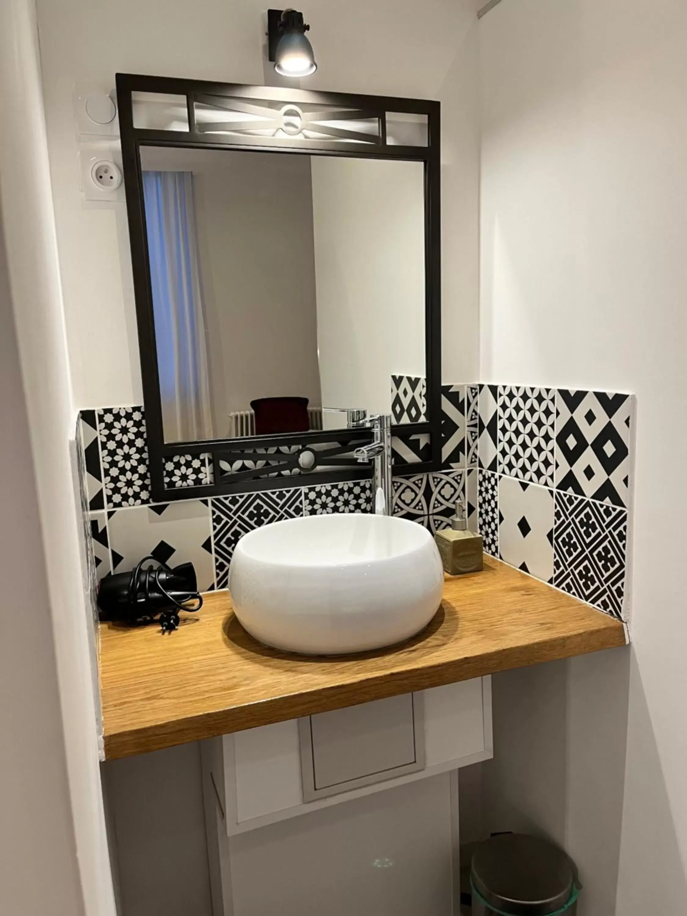 Bathroom in SalutBB Chambre d'hote