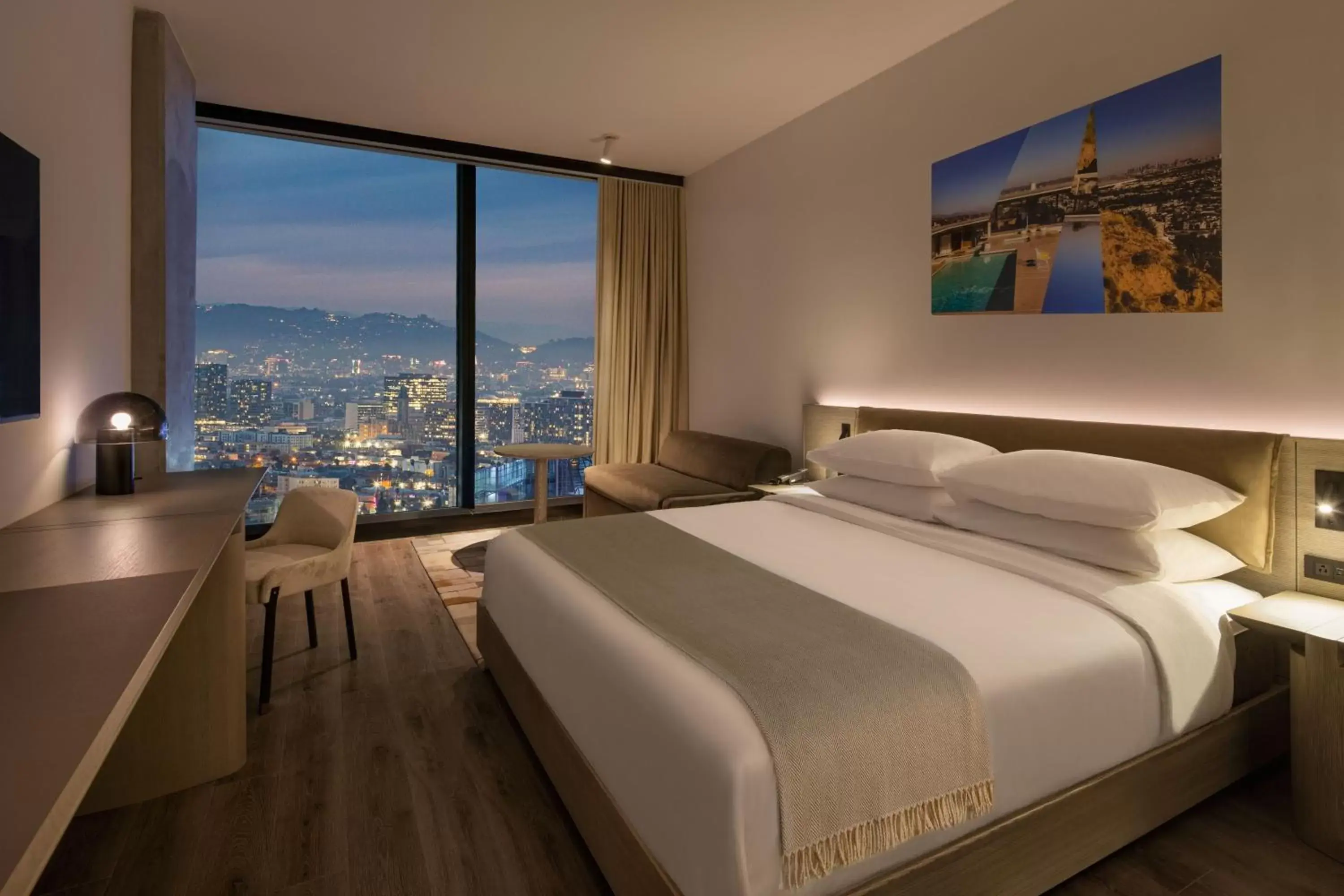 Bedroom in AC Hotel by Marriott Downtown Los Angeles