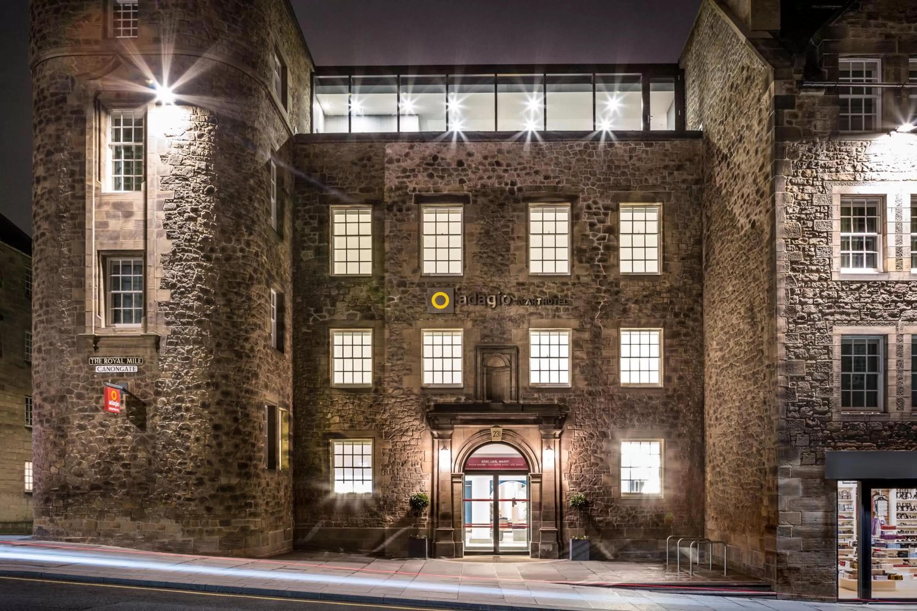 Facade/entrance in Aparthotel Adagio Edinburgh Royal Mile