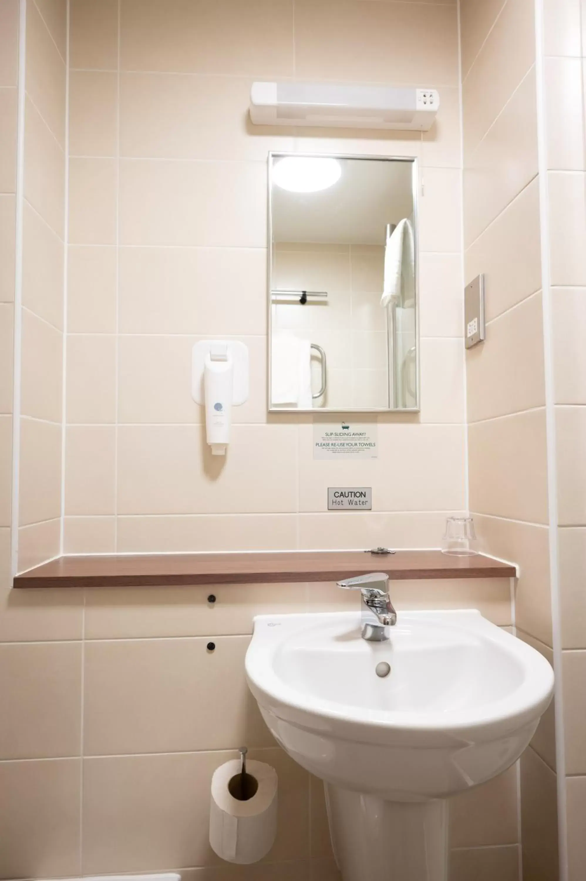 Bathroom in Wellington Hotel by Greene King Inns