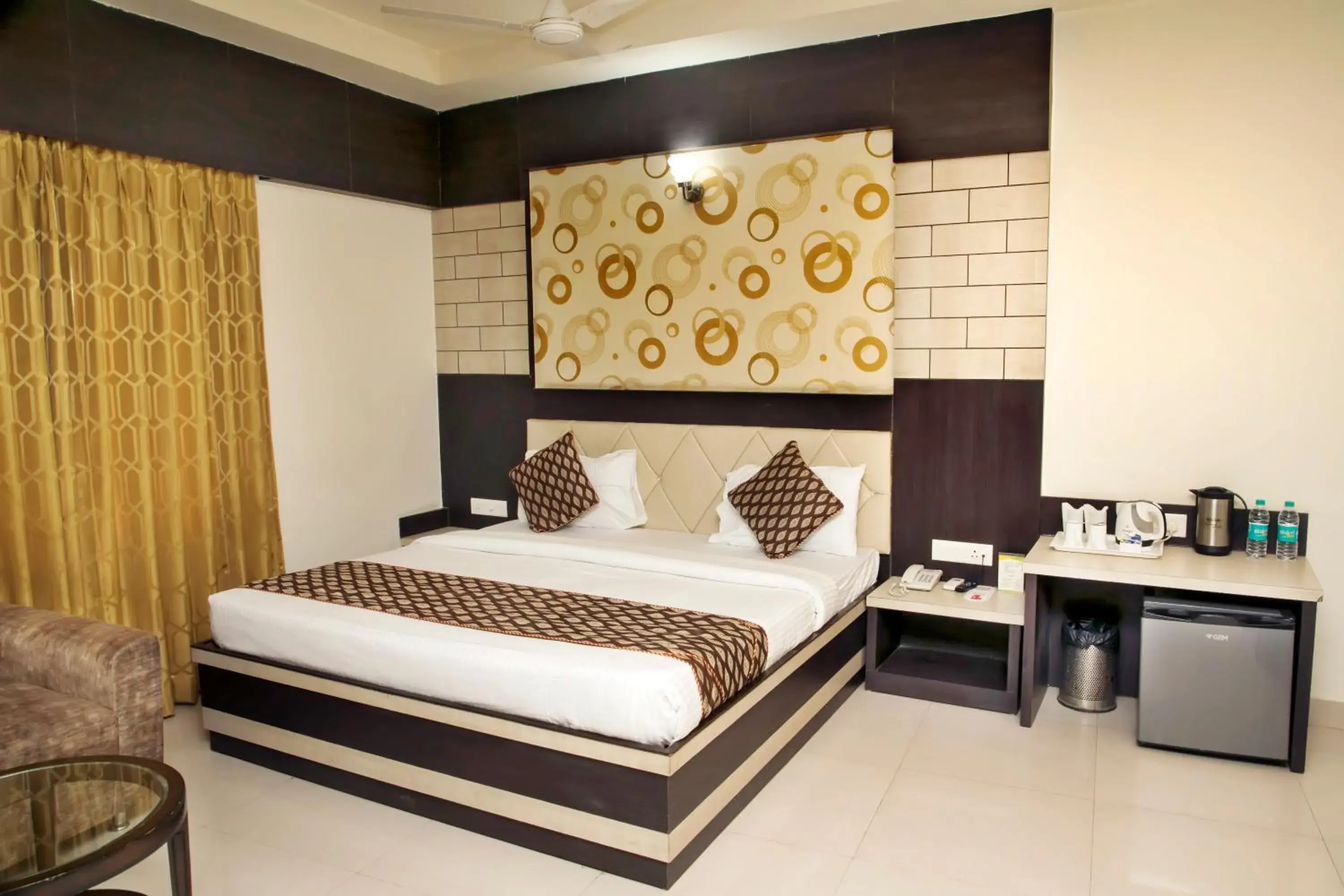 Photo of the whole room, Bed in Hotel Ganges Grand