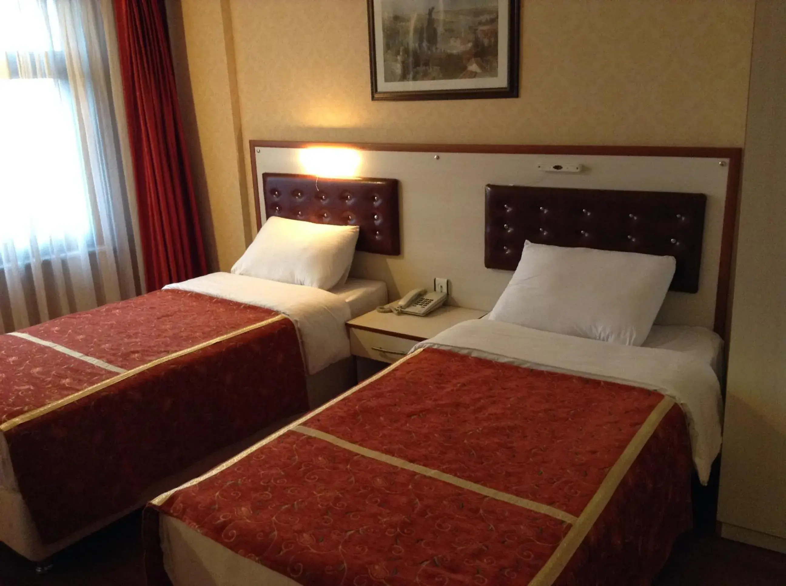 Day, Bed in Tayhan Hotel