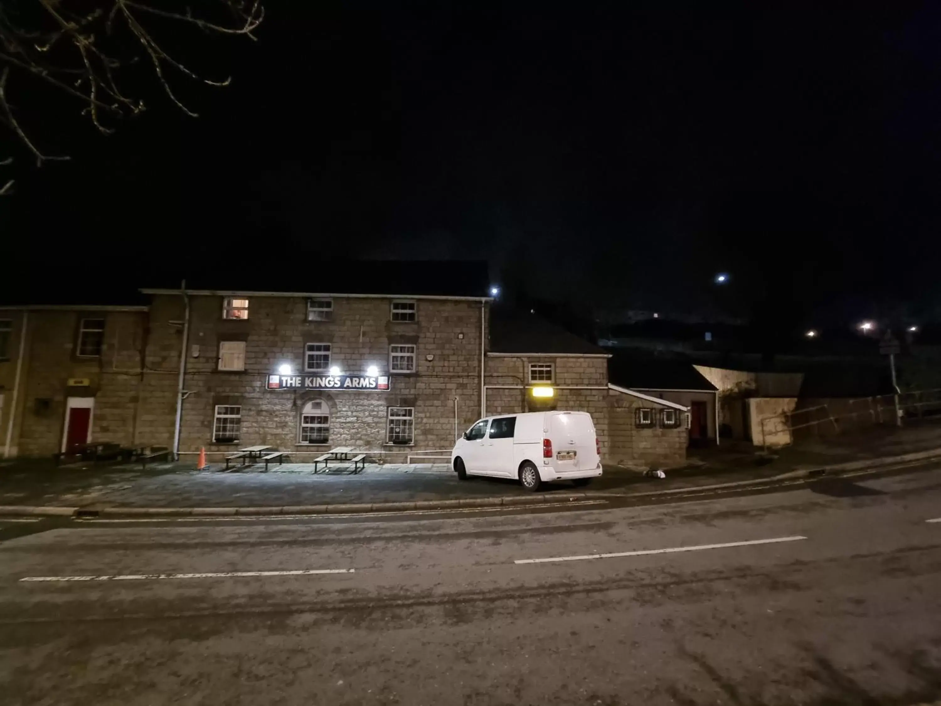 Property Building in Kings Arms Hotel Ebbw Vale