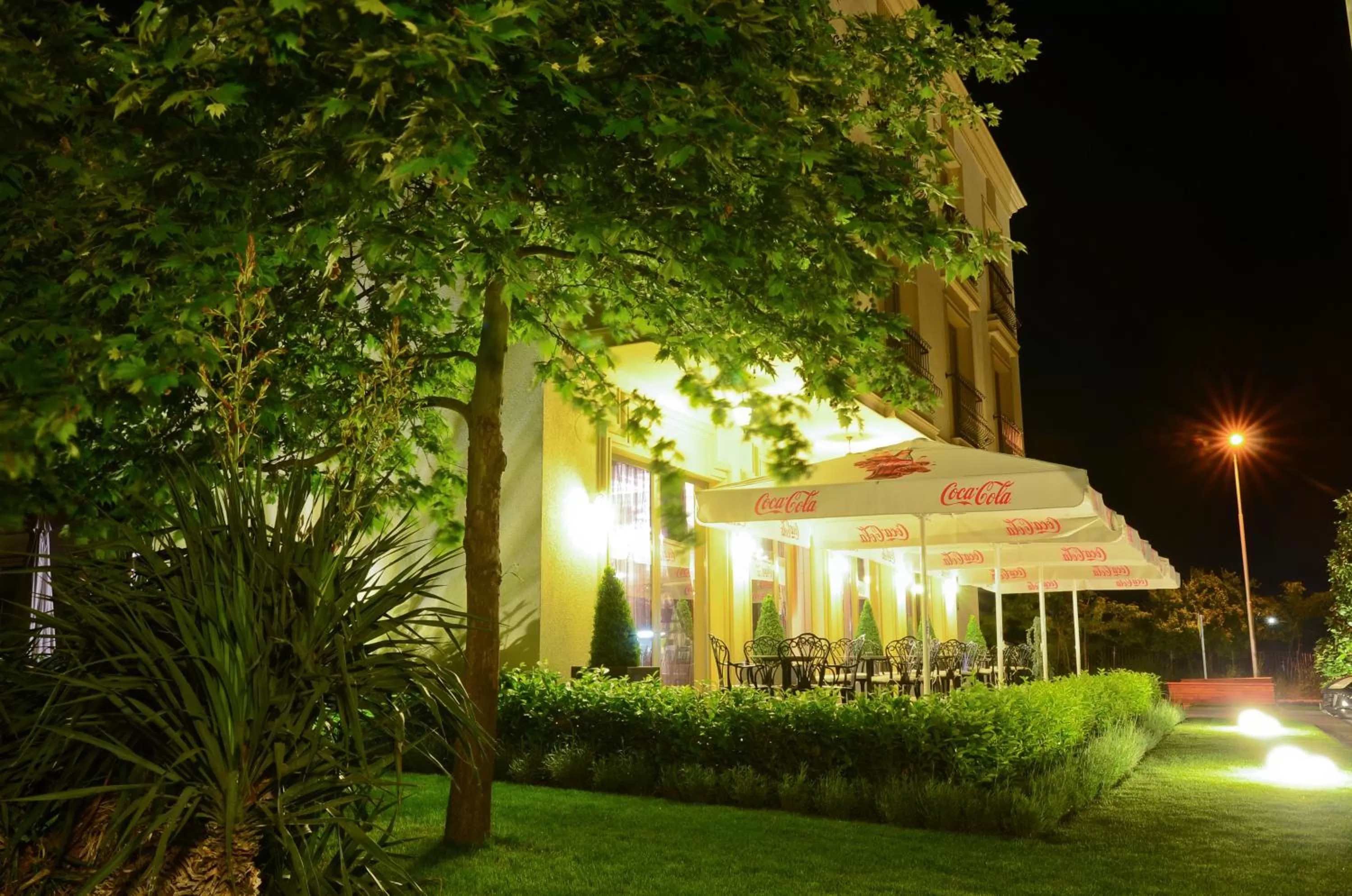 Garden in Parish Hotel