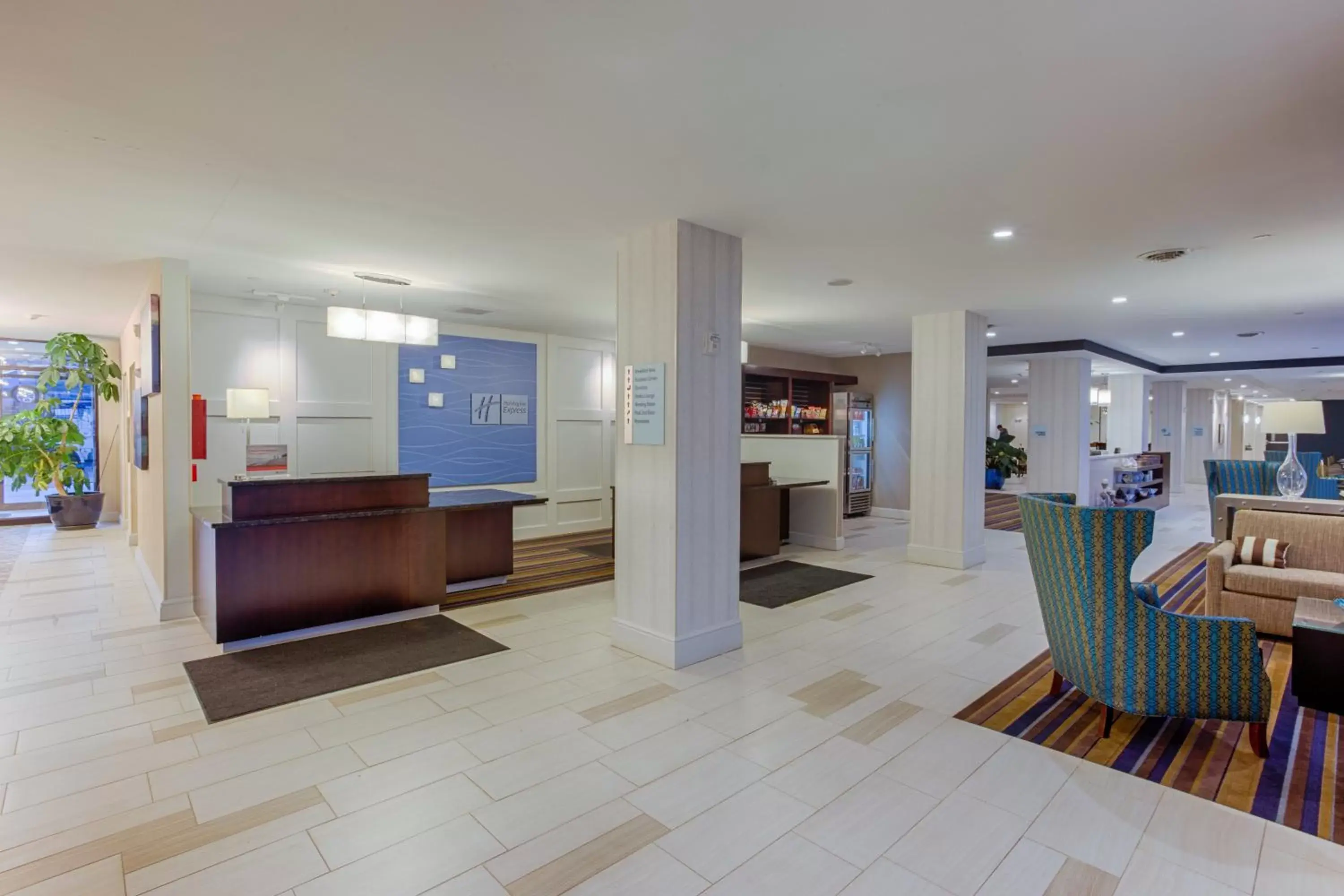 Property building, Lobby/Reception in Holiday Inn Express Baltimore West - Catonsville, an IHG Hotel