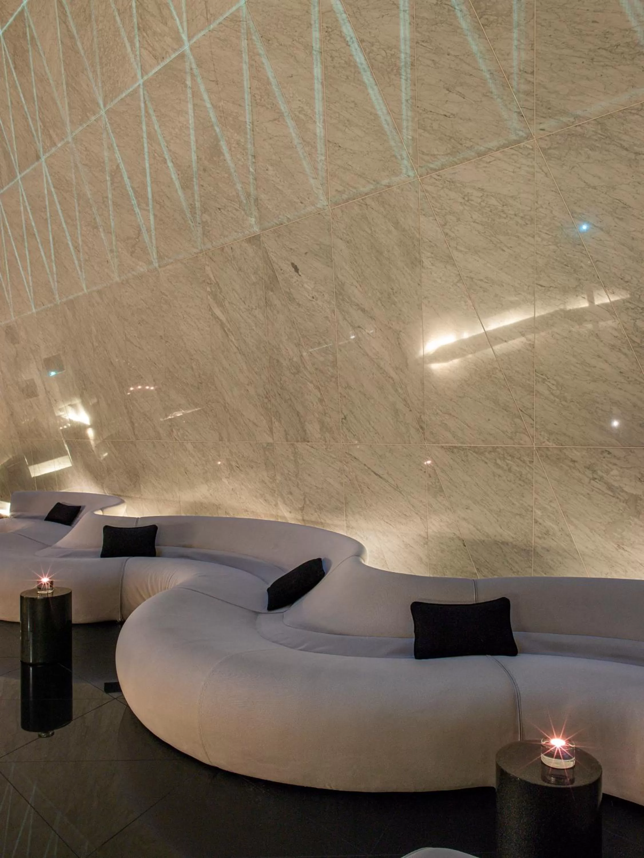 Lobby or reception in ME London by Melia - Covent Garden