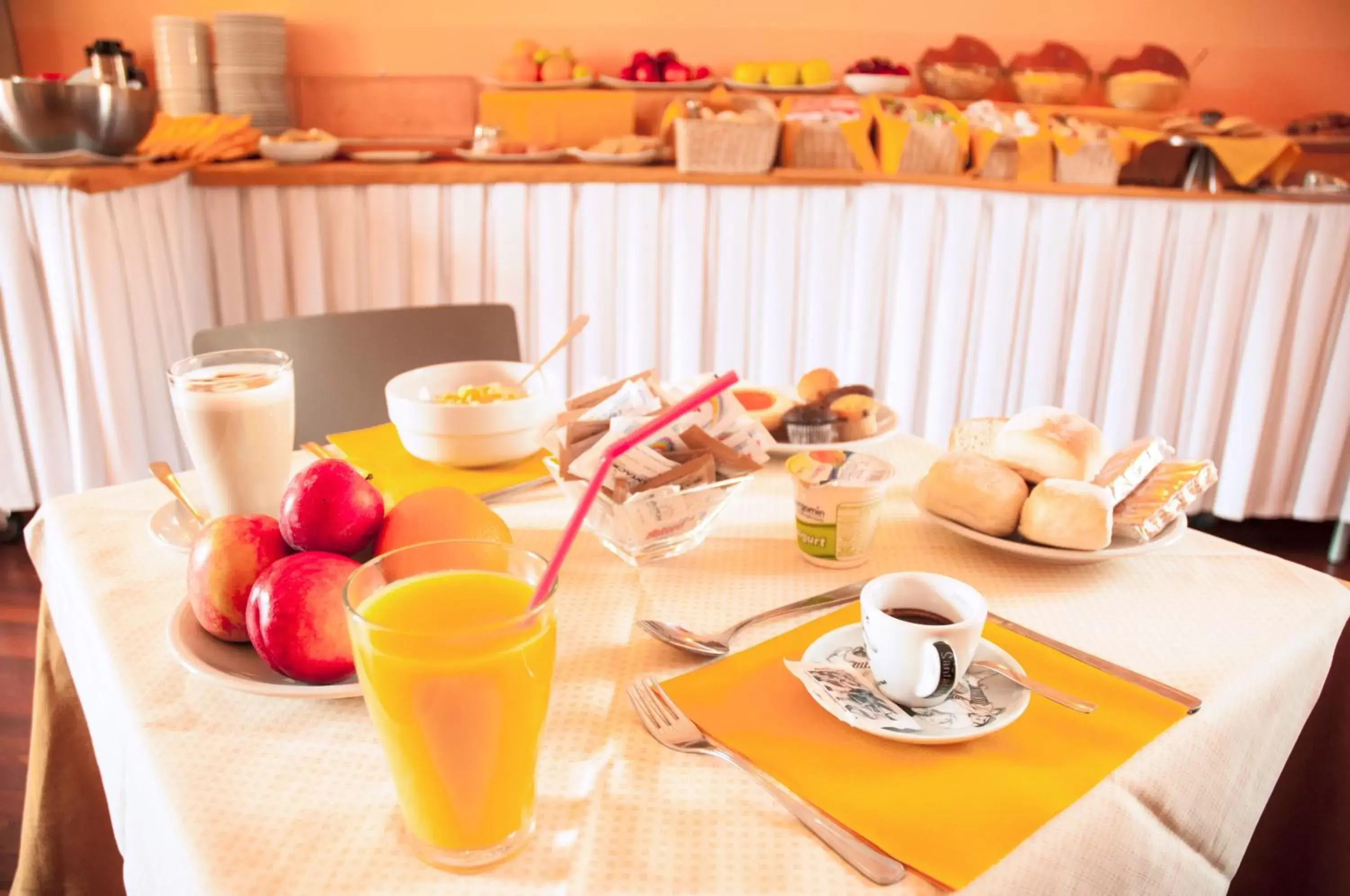 Food, Breakfast in Hotel Alpi Resort