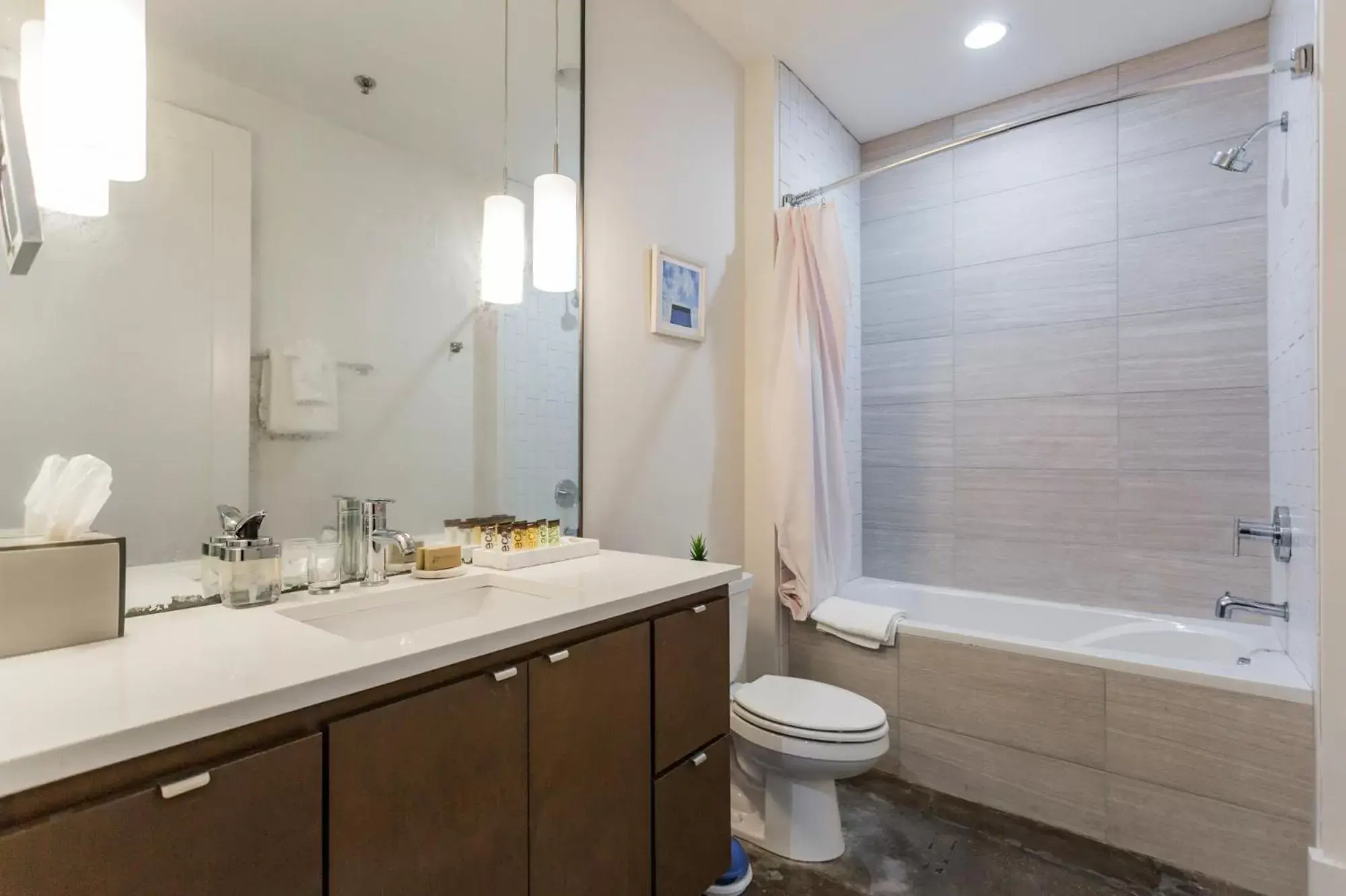 Shower, Bathroom in Mint House at The Reserve - Nashville