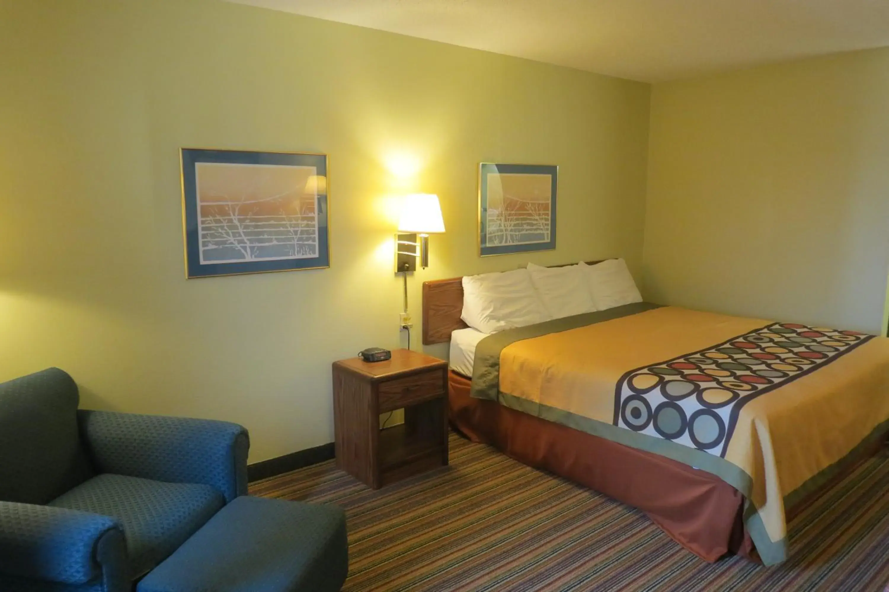 Bed in Super 8 by Wyndham Evansville East