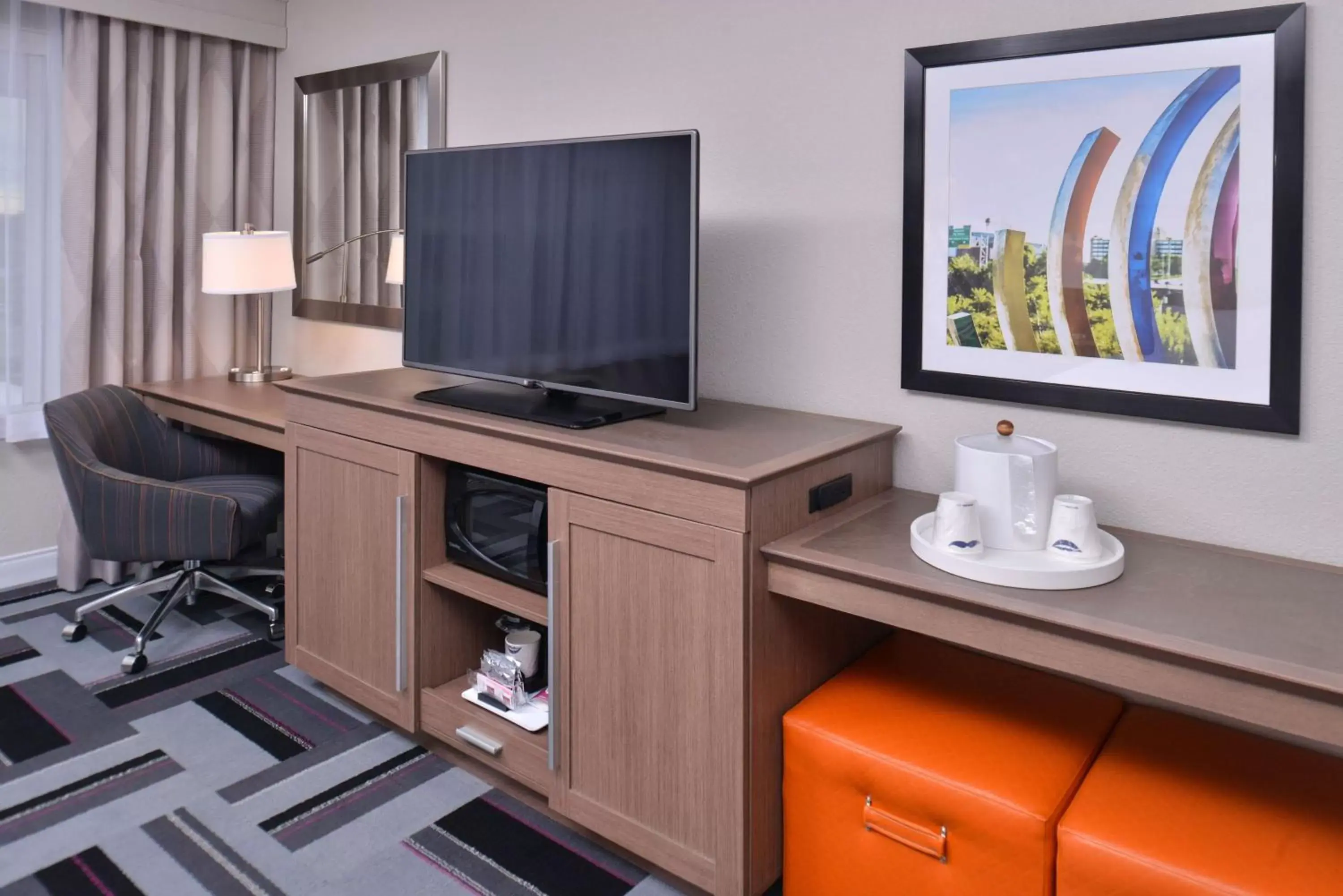 Bed, TV/Entertainment Center in Hampton Inn and Suites Ames, IA