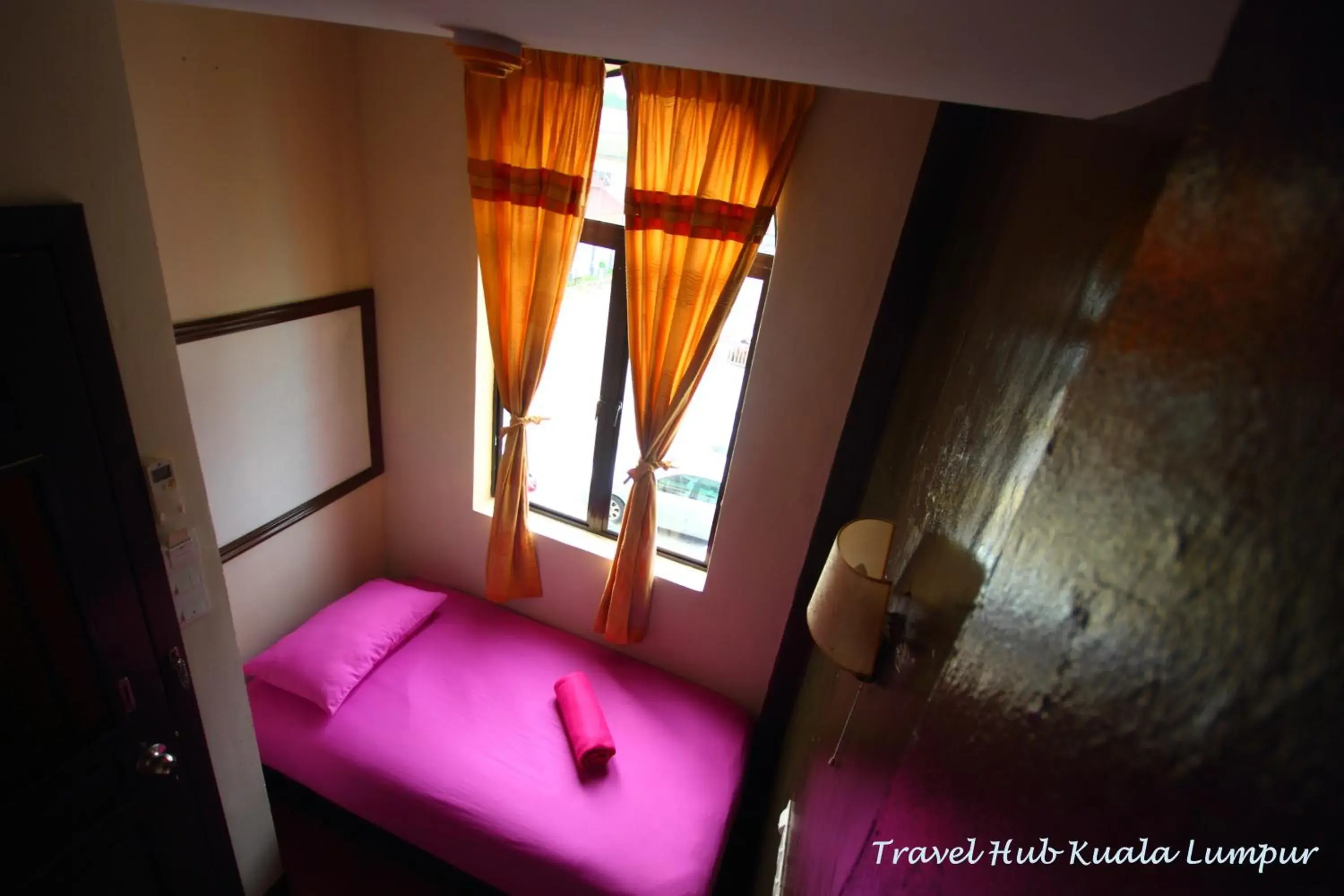 Bedroom in Travel Hub Hightstreet