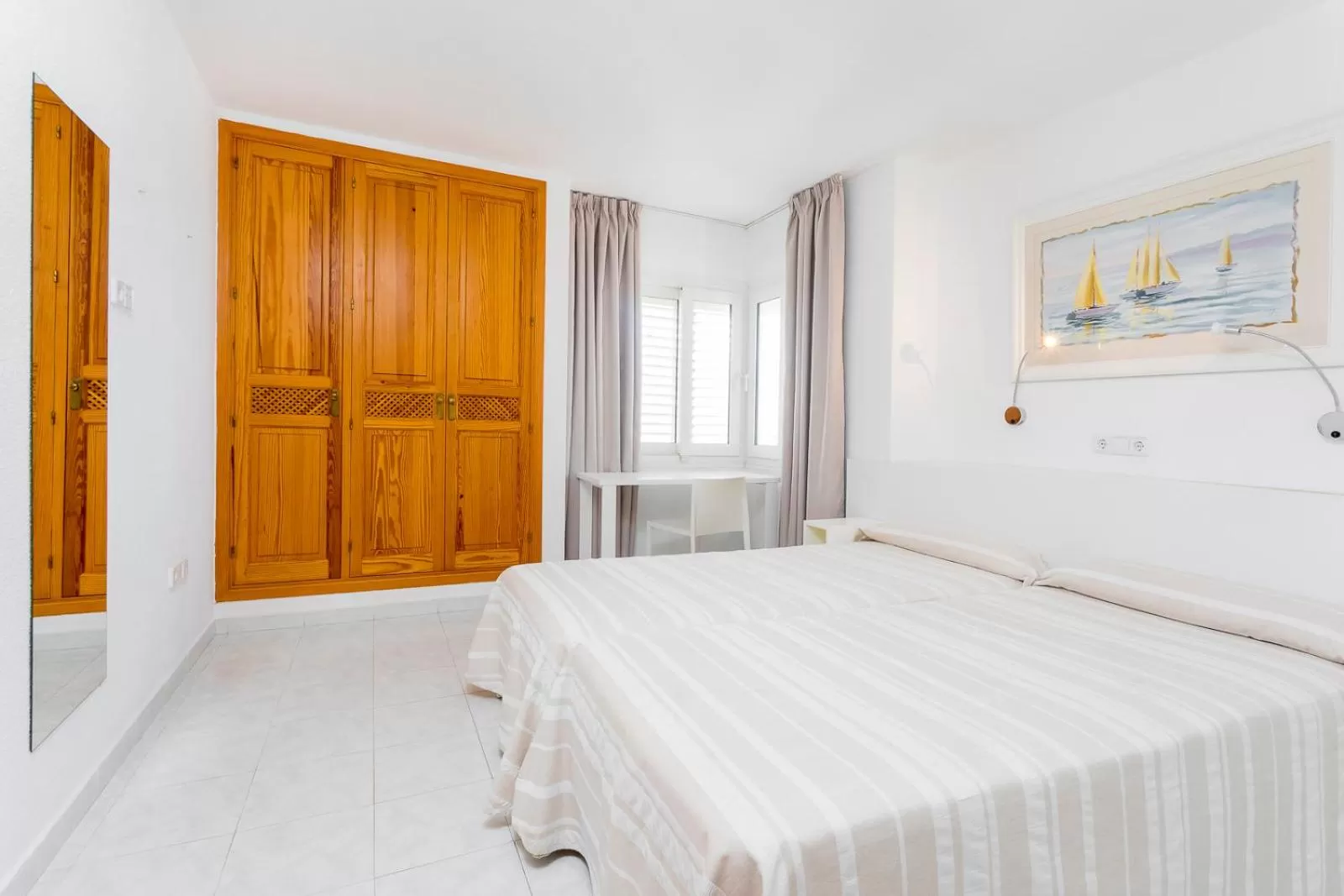 Bedroom, Bed in Aparthotel Duquesa Playa