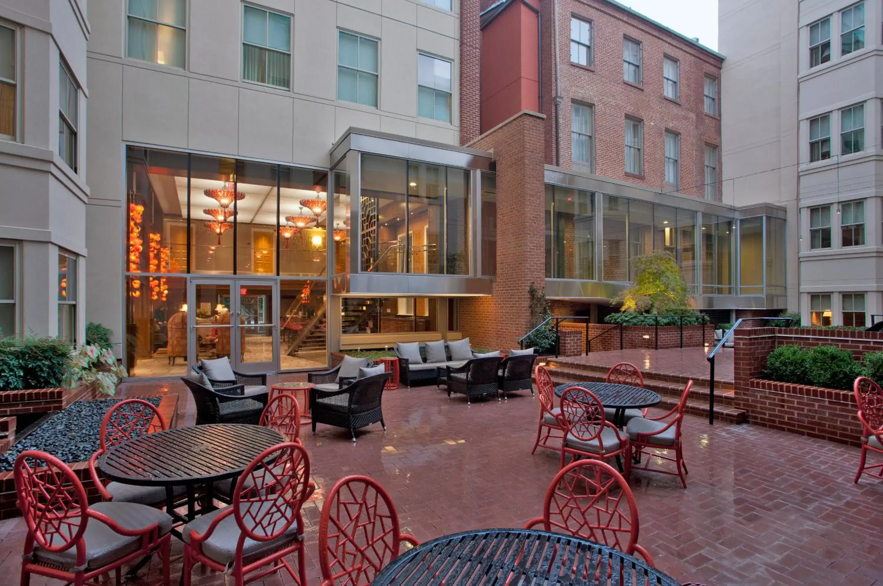 Facade/entrance, Restaurant/Places to Eat in Morrison Clark Inn Washington DC Convention Center