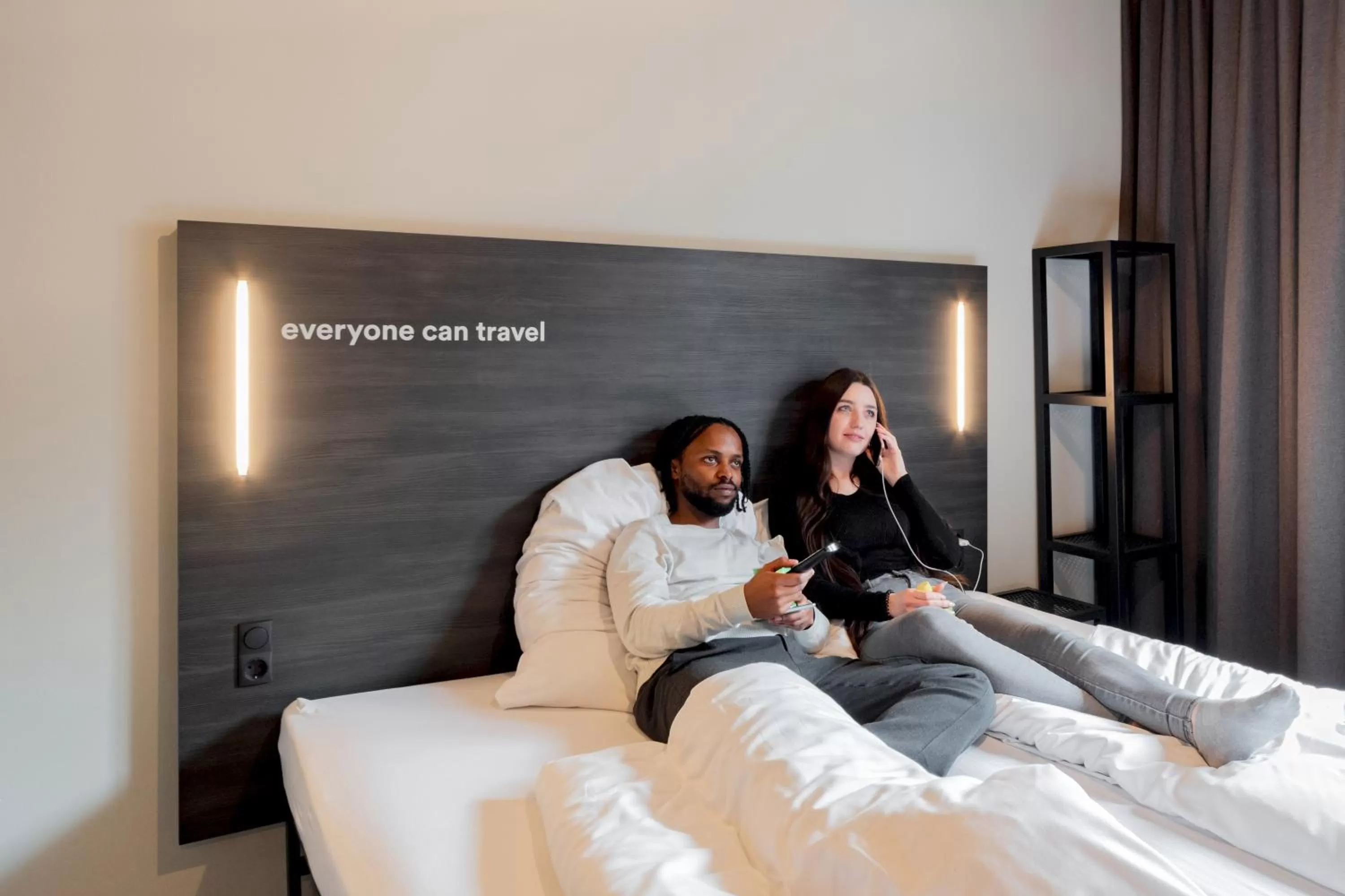 Photo of the whole room, Bed in a&o Köln Dom