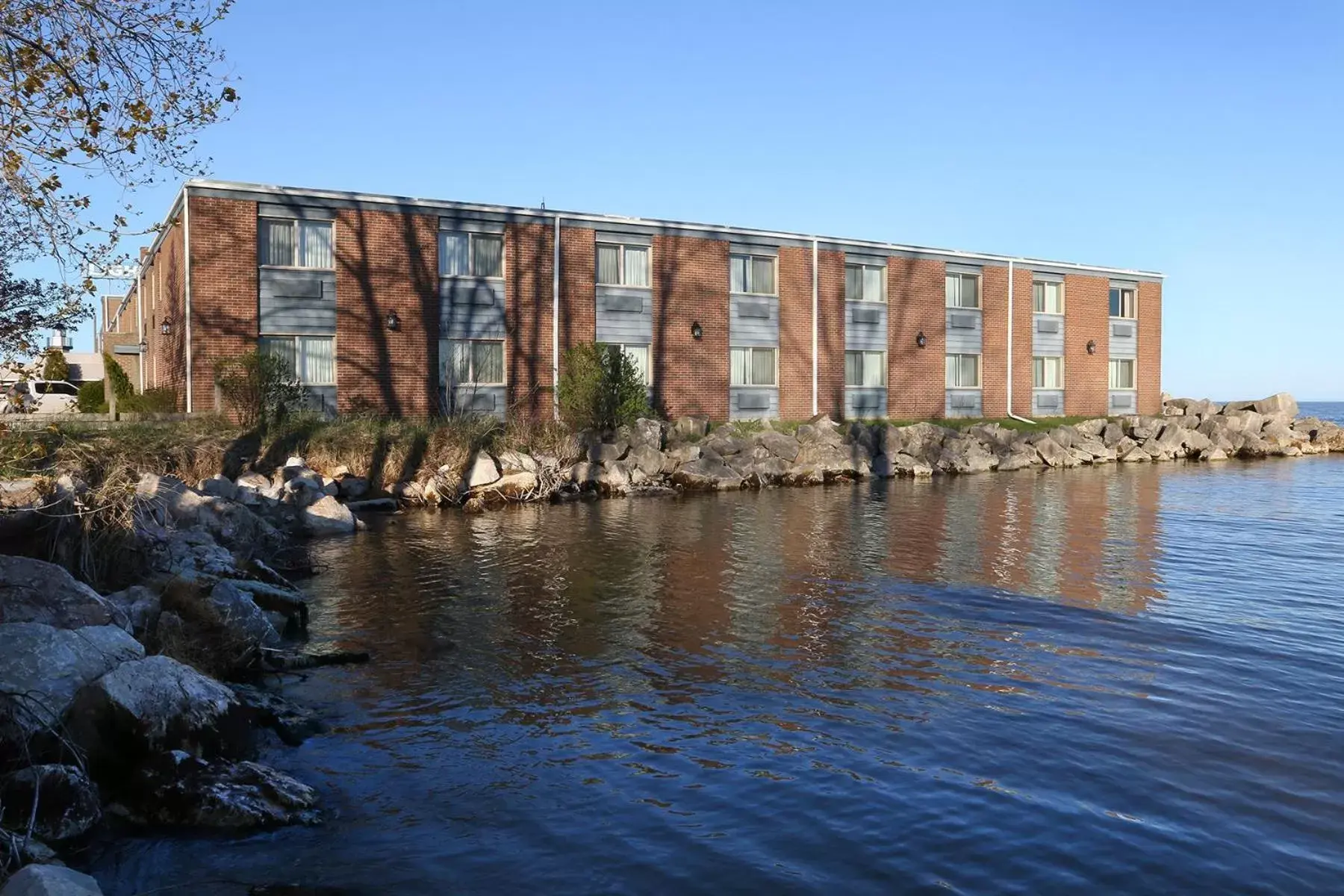 Lake view, Property Building in Lighthouse Inn - Two Rivers