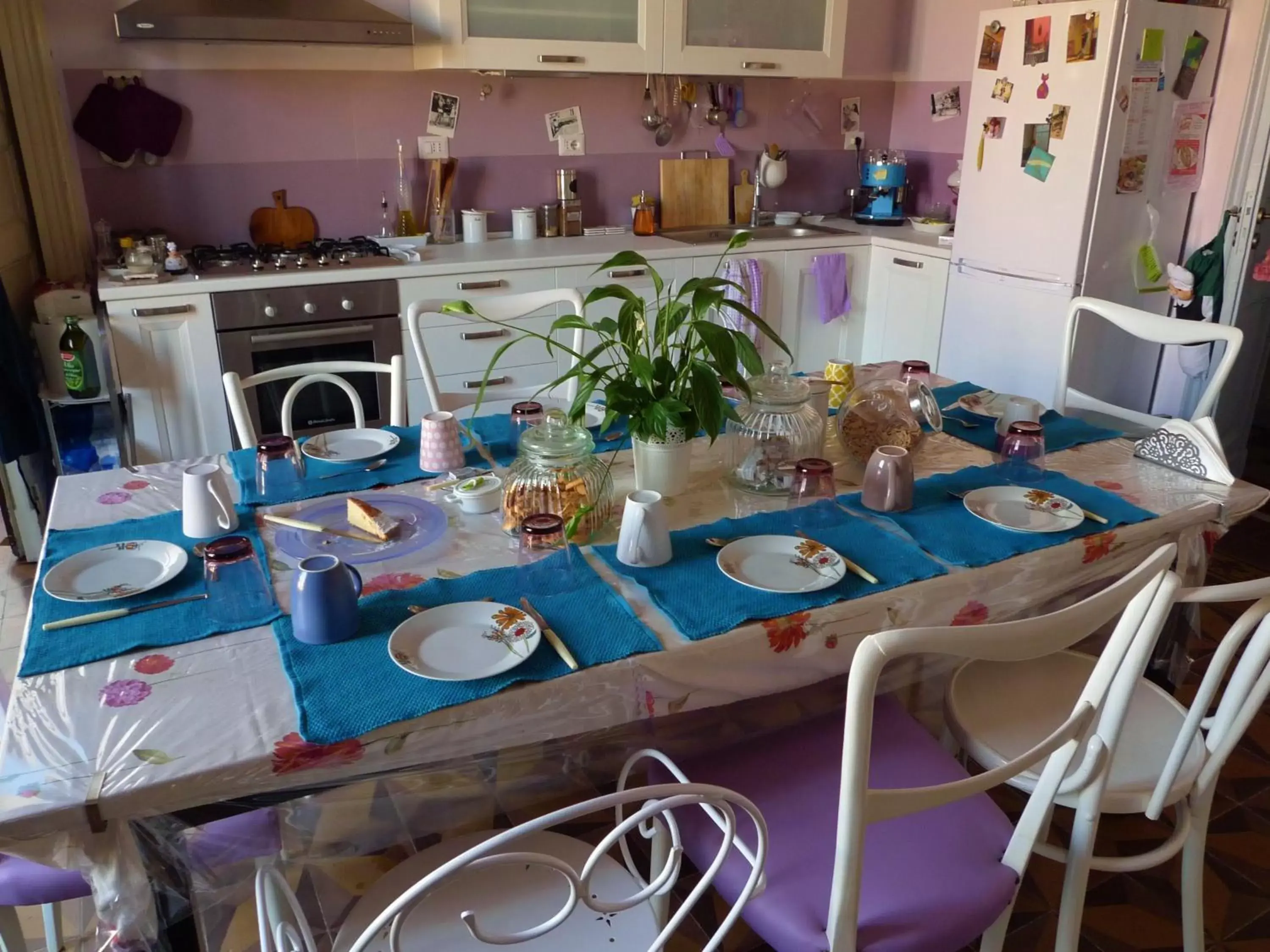 Kitchen or kitchenette, Restaurant/Places to Eat in Maison Decò