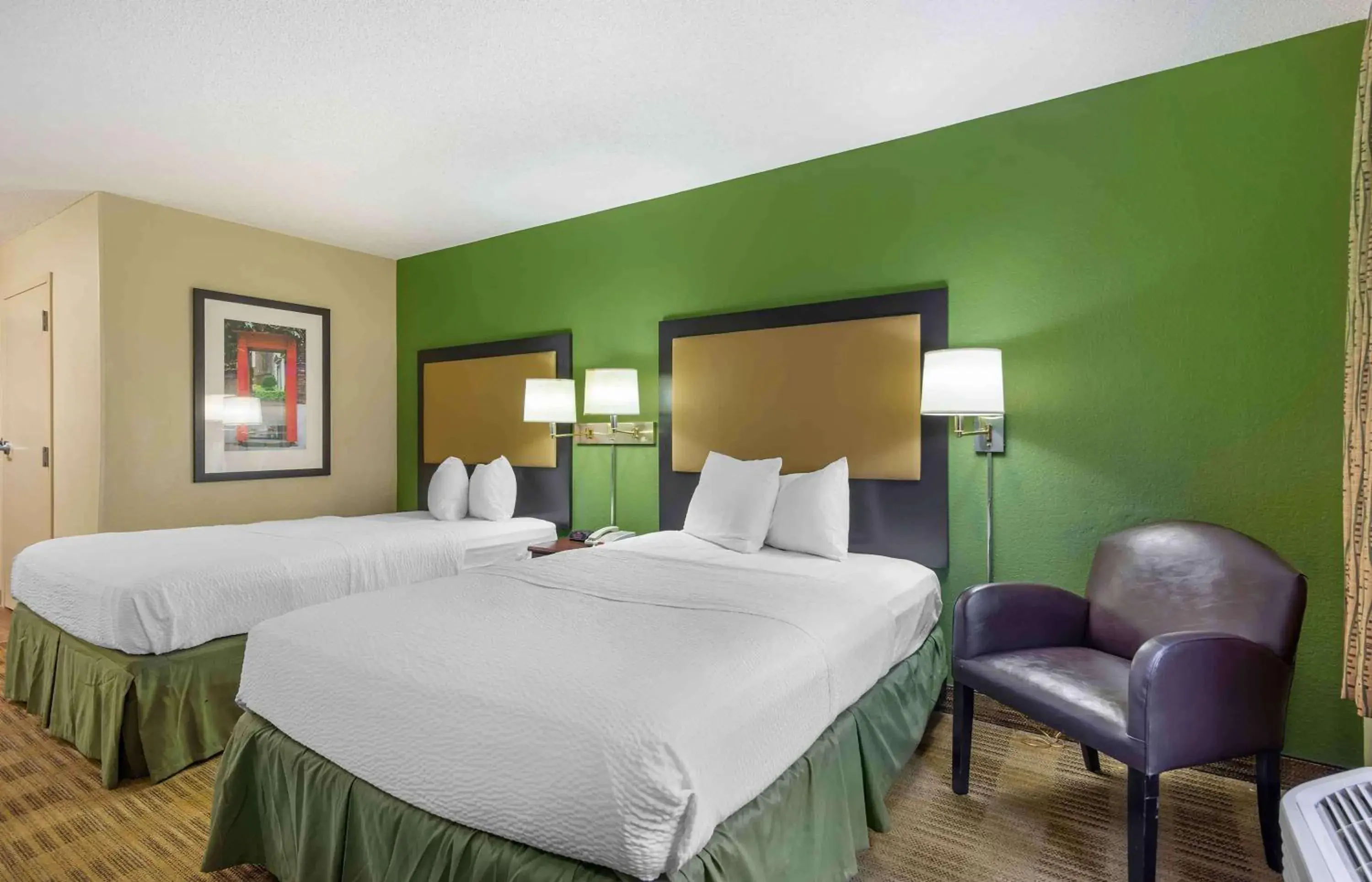 Bedroom, Bed in Extended Stay America Suites - Columbus - Bradley Park