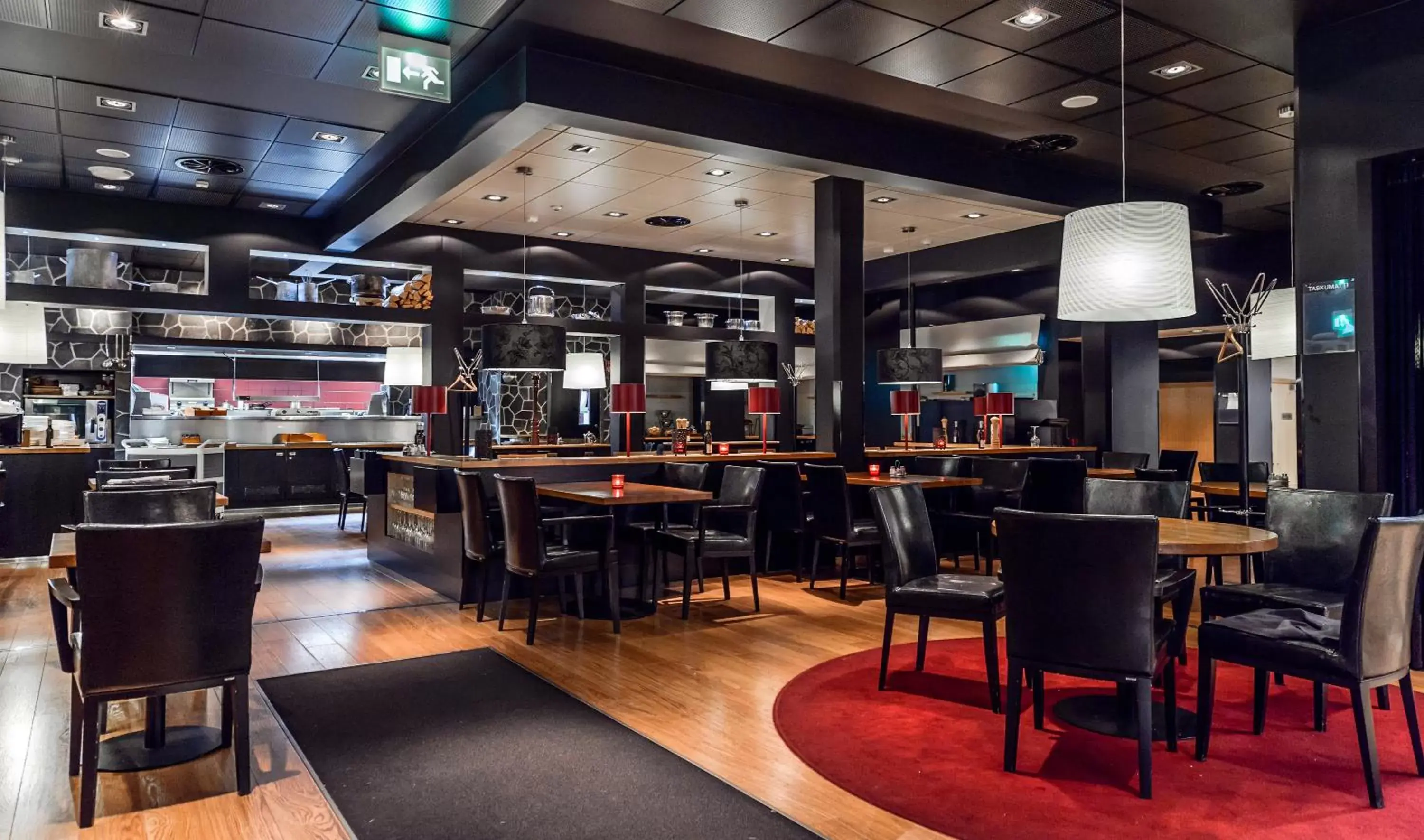 Restaurant/Places to Eat in Original Sokos Hotel Tapiola Garden Espoo