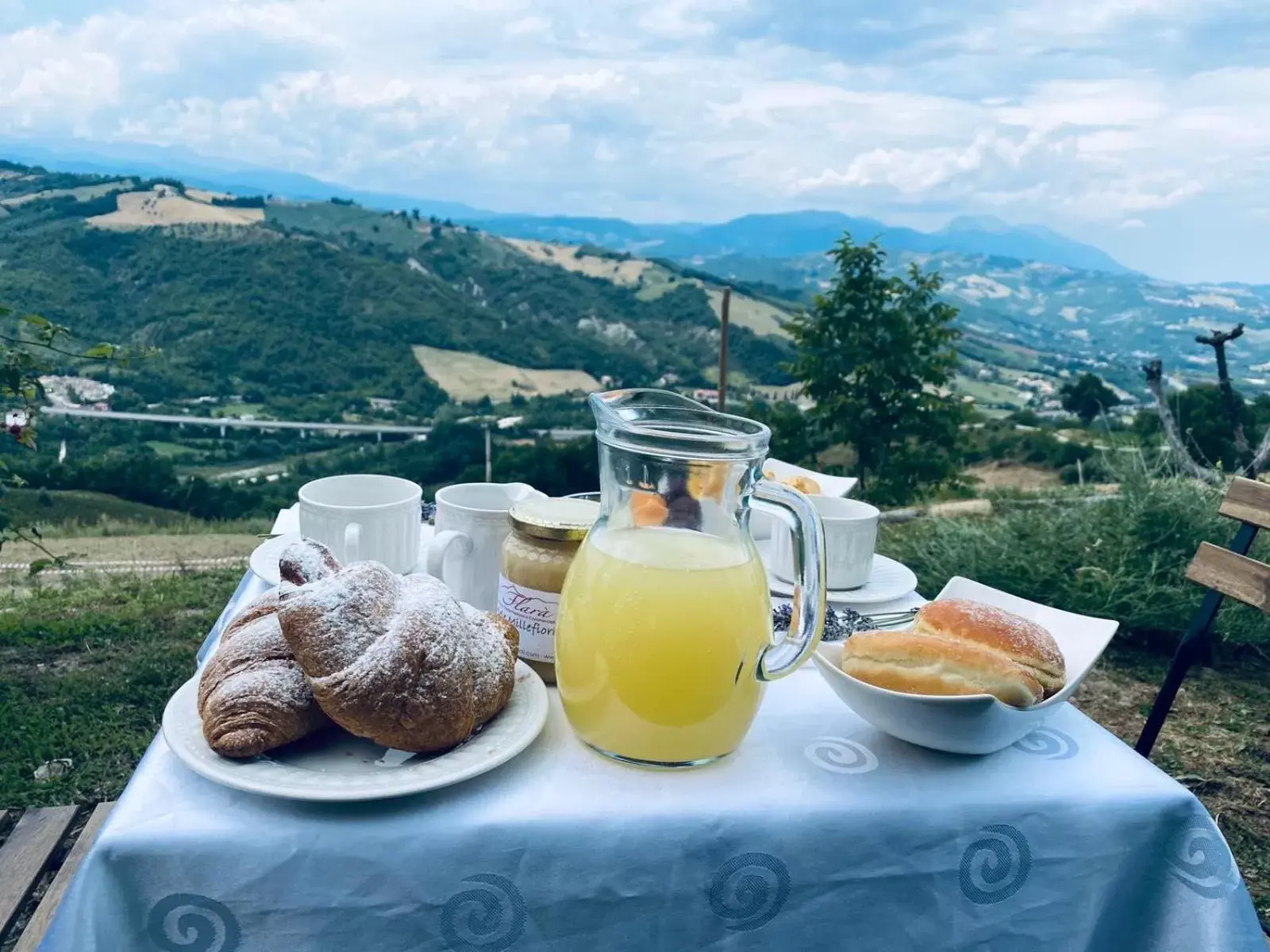 Breakfast in Agriturismo Flarà