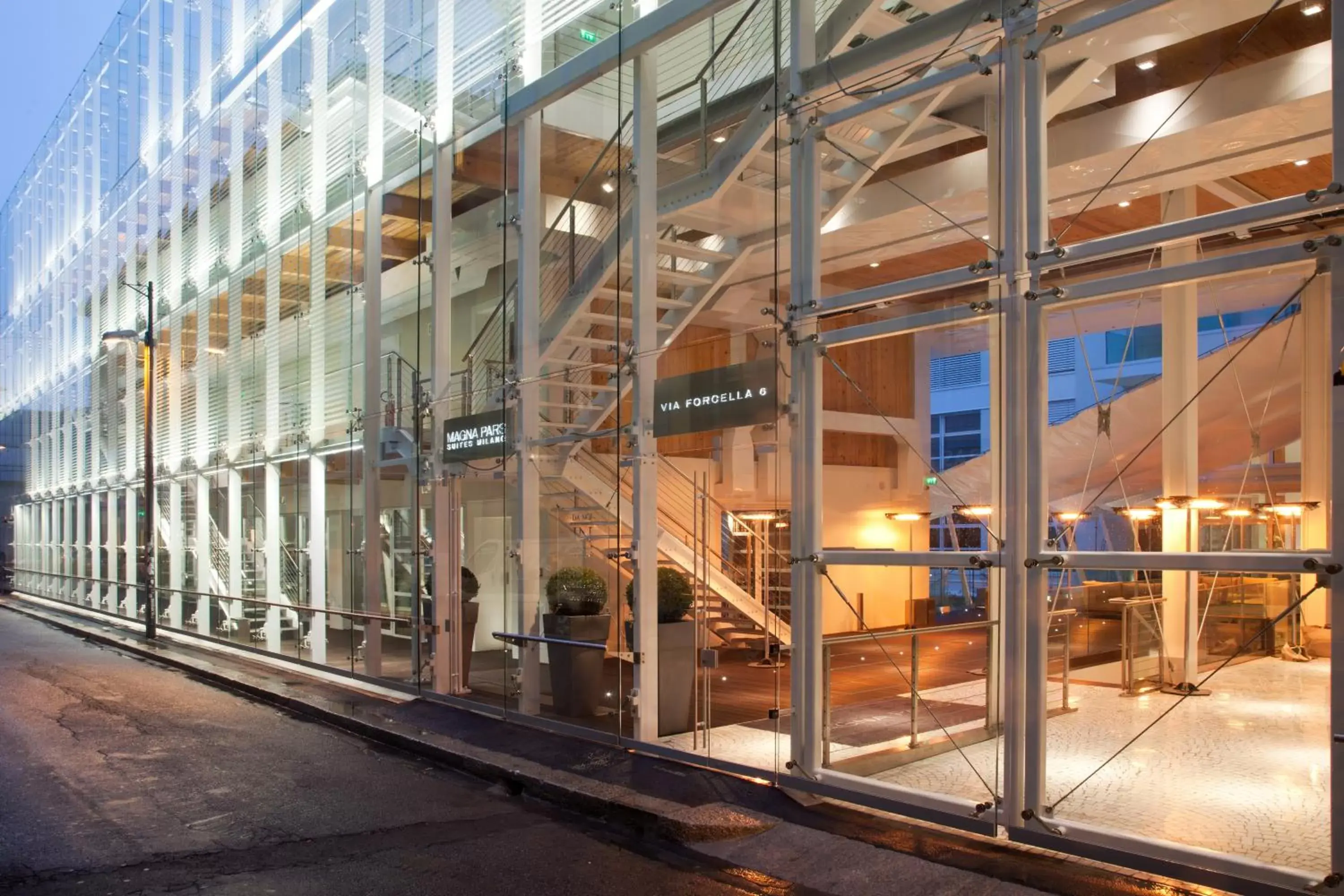 Facade/entrance in Magna Pars l'Hotel à Parfum