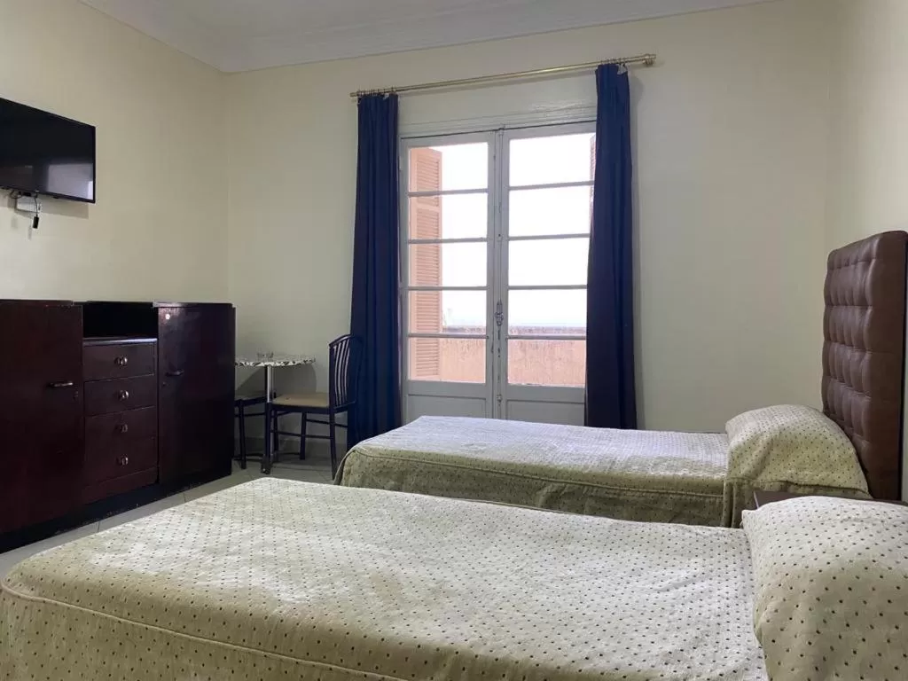 Bed in Hotel Le Gardenia (ex Lutetia)