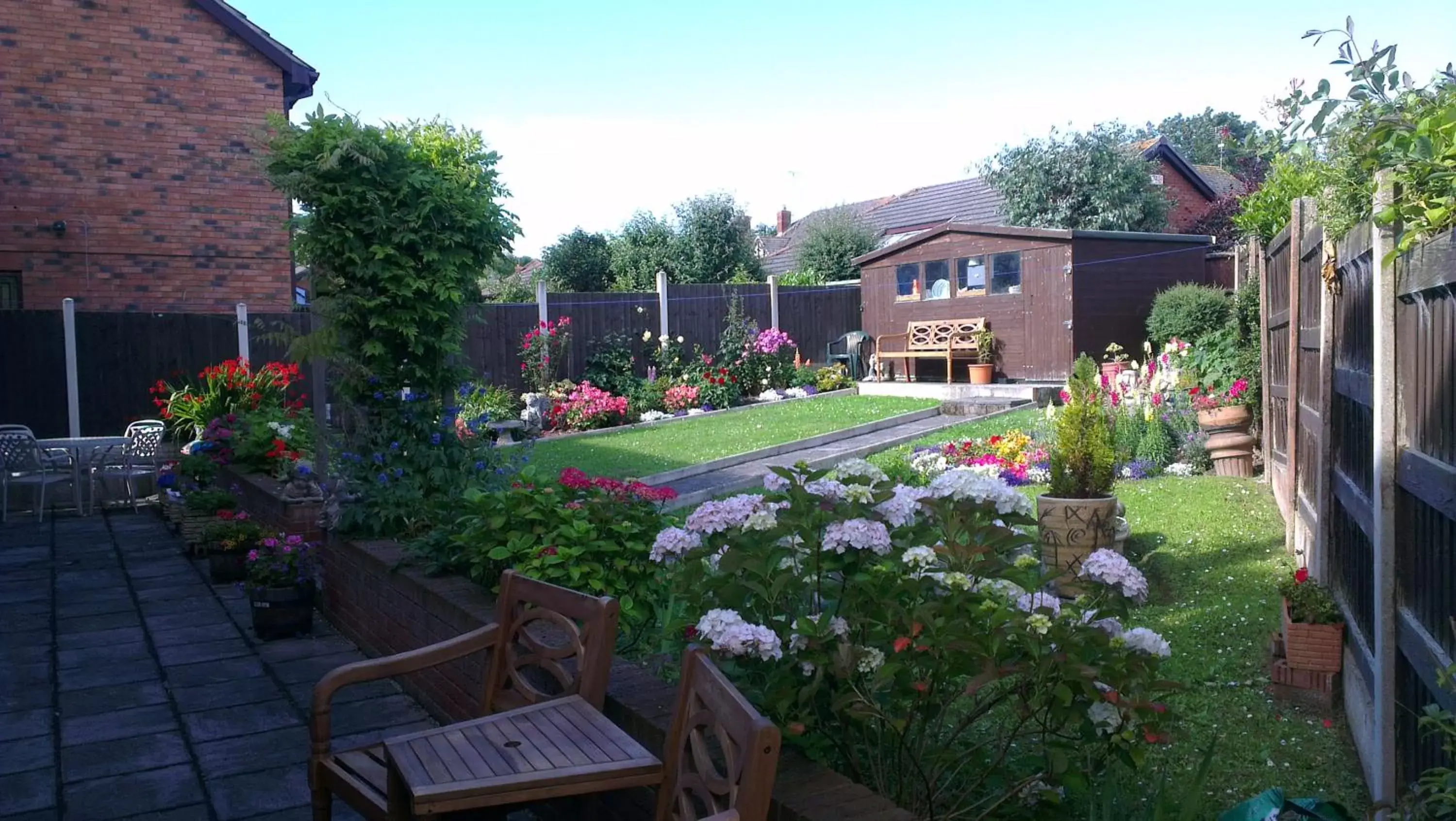 Garden, Property Building in Sterling Bed & Breakfast