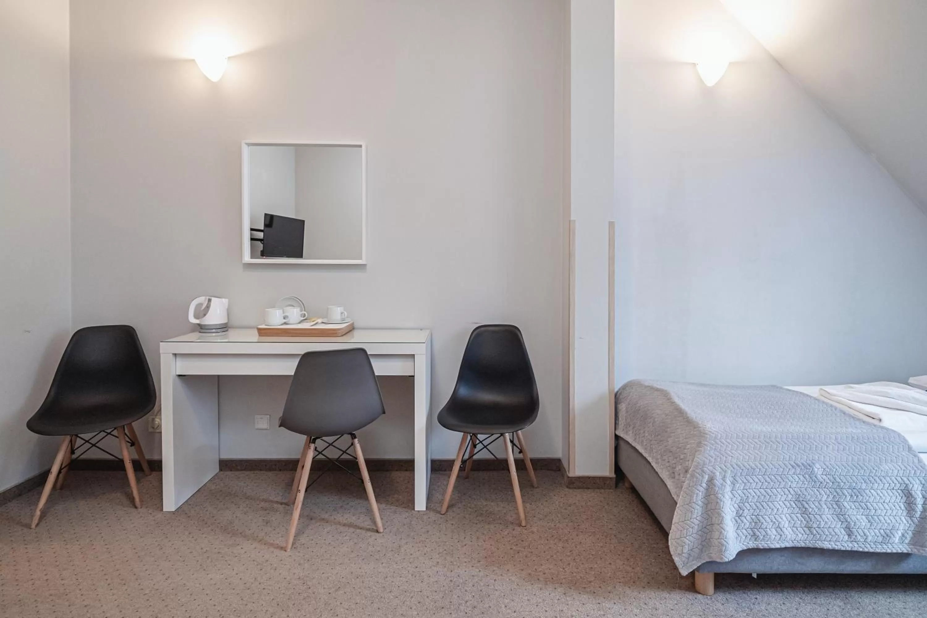 Photo of the whole room, Bed in Gronie Ski & Bike