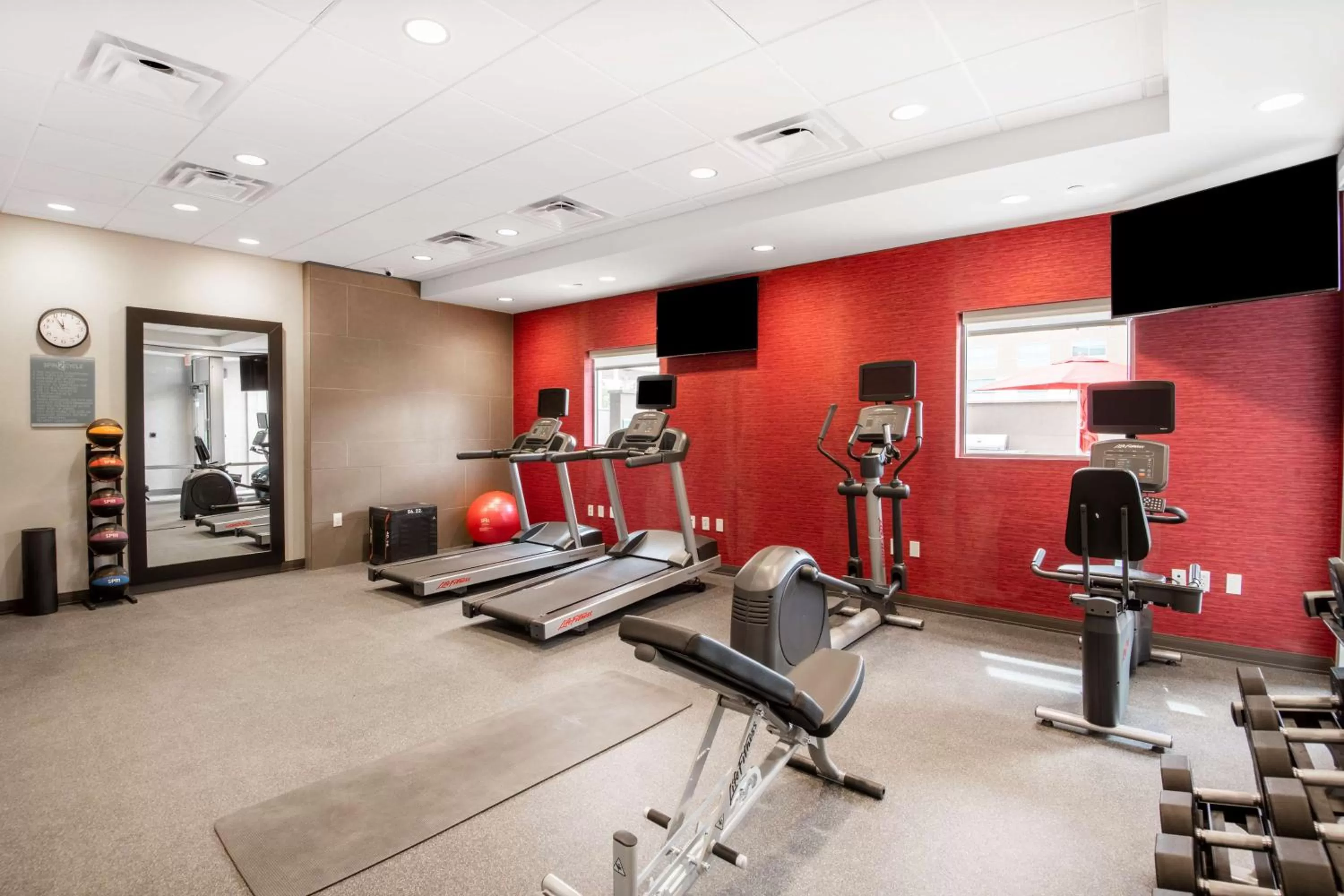 Fitness centre/facilities in Home2 Suites By Hilton Phoenix Airport North, Az