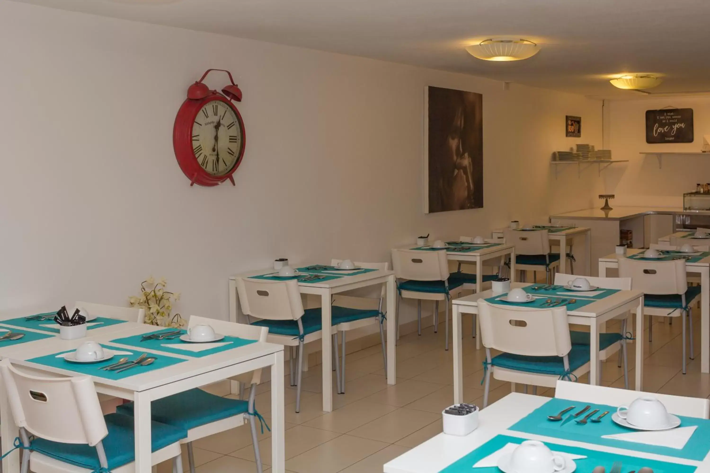 Continental breakfast, Restaurant/Places to Eat in Mareta Beach - Boutique Bed & Breakfast