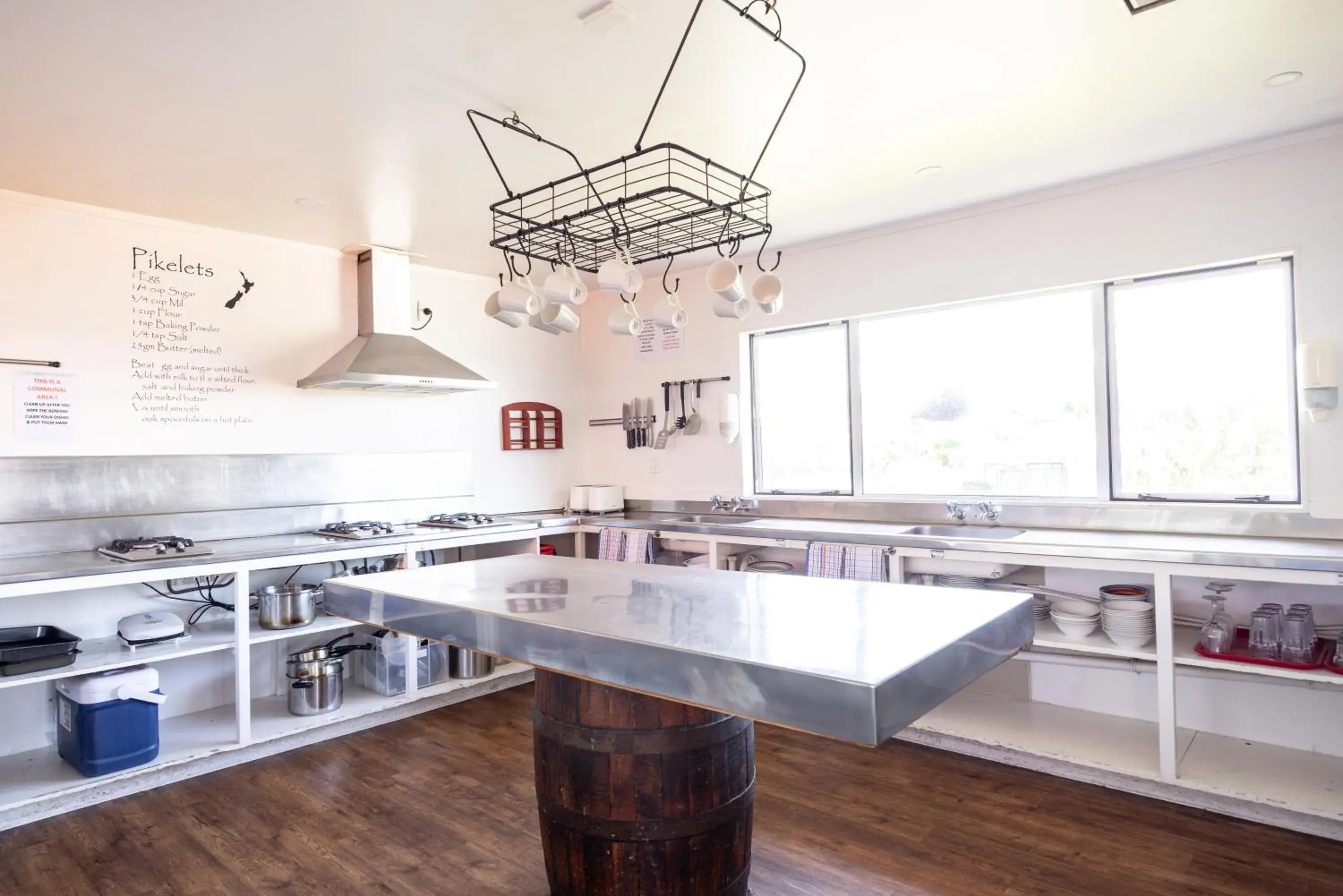 Kitchen/Kitchenette in Haka Lodge Taupo