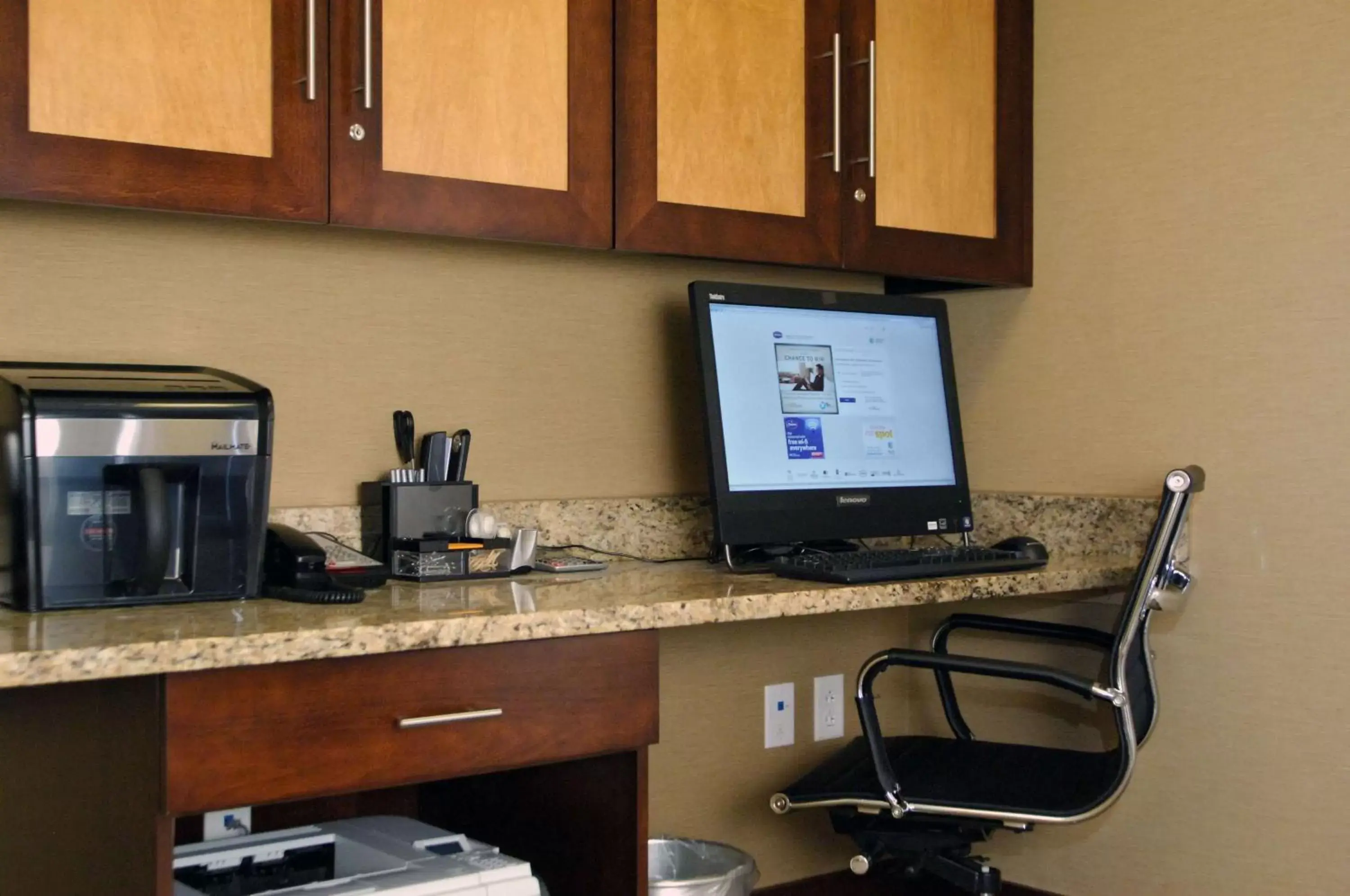 Business facilities in Hampton Inn & Suites Philadelphia/Bensalem