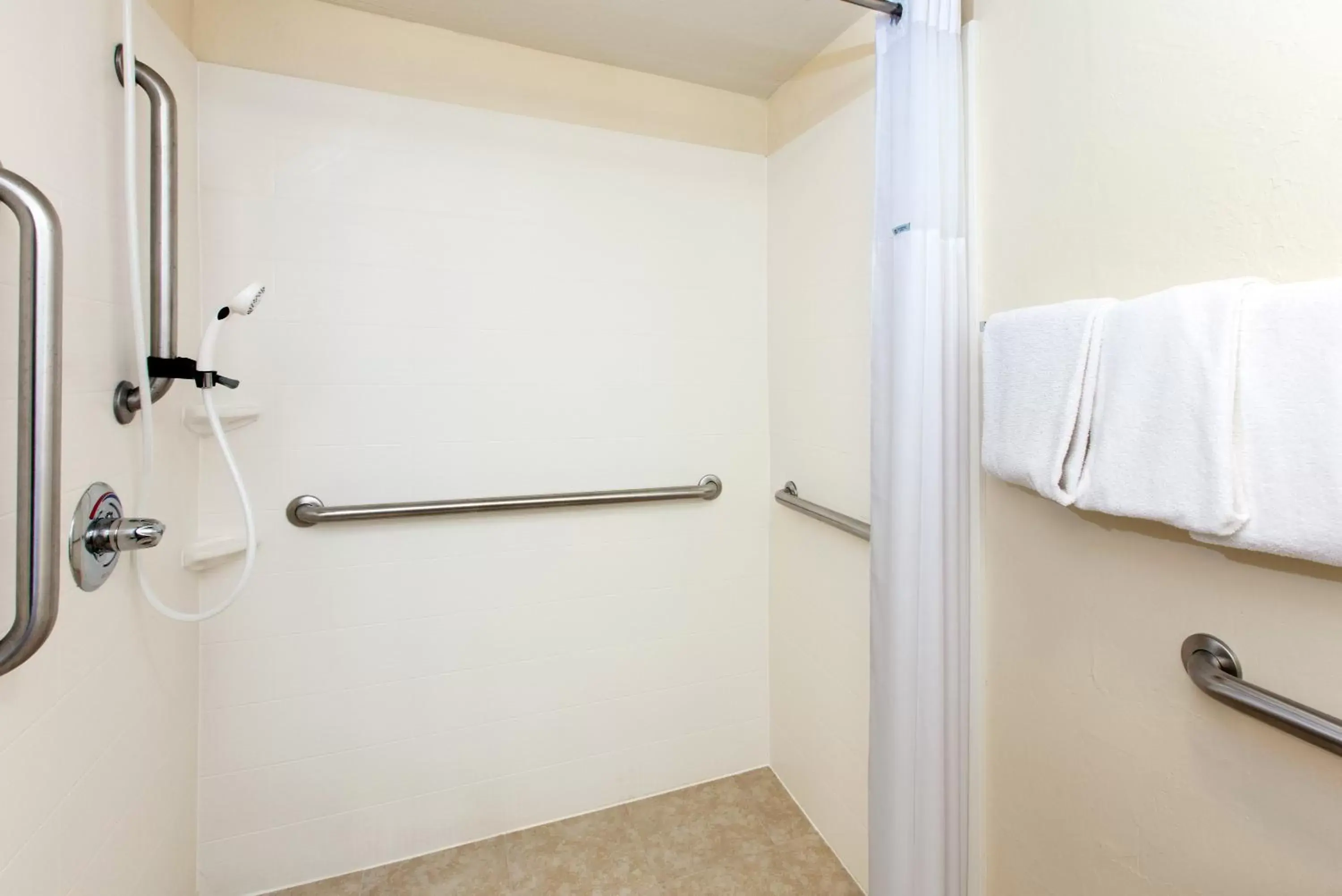 Shower, Bathroom in Days Inn by Wyndham Norman