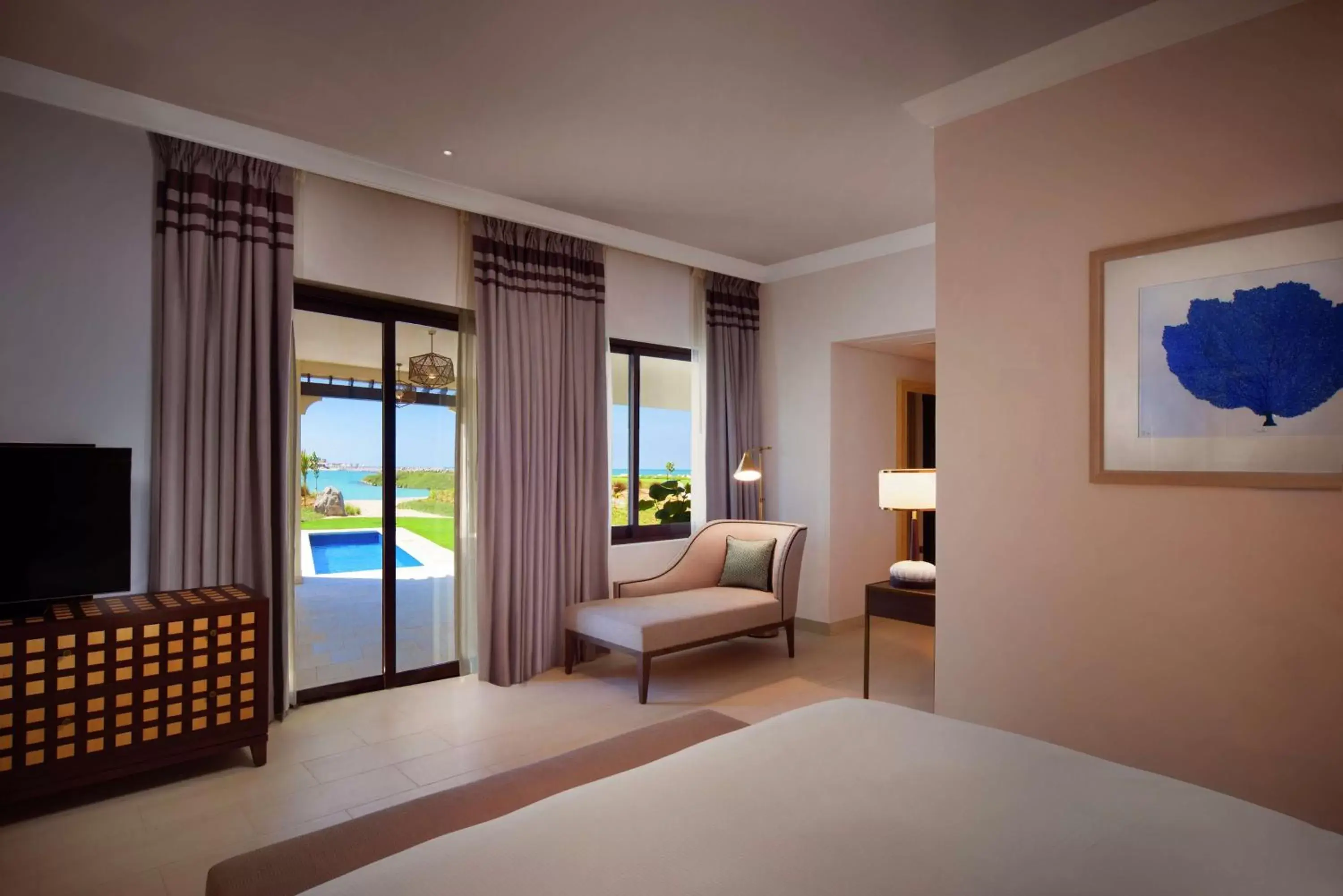 Living room, Seating Area in Hilton Ras Al Khaimah Beach Resort
