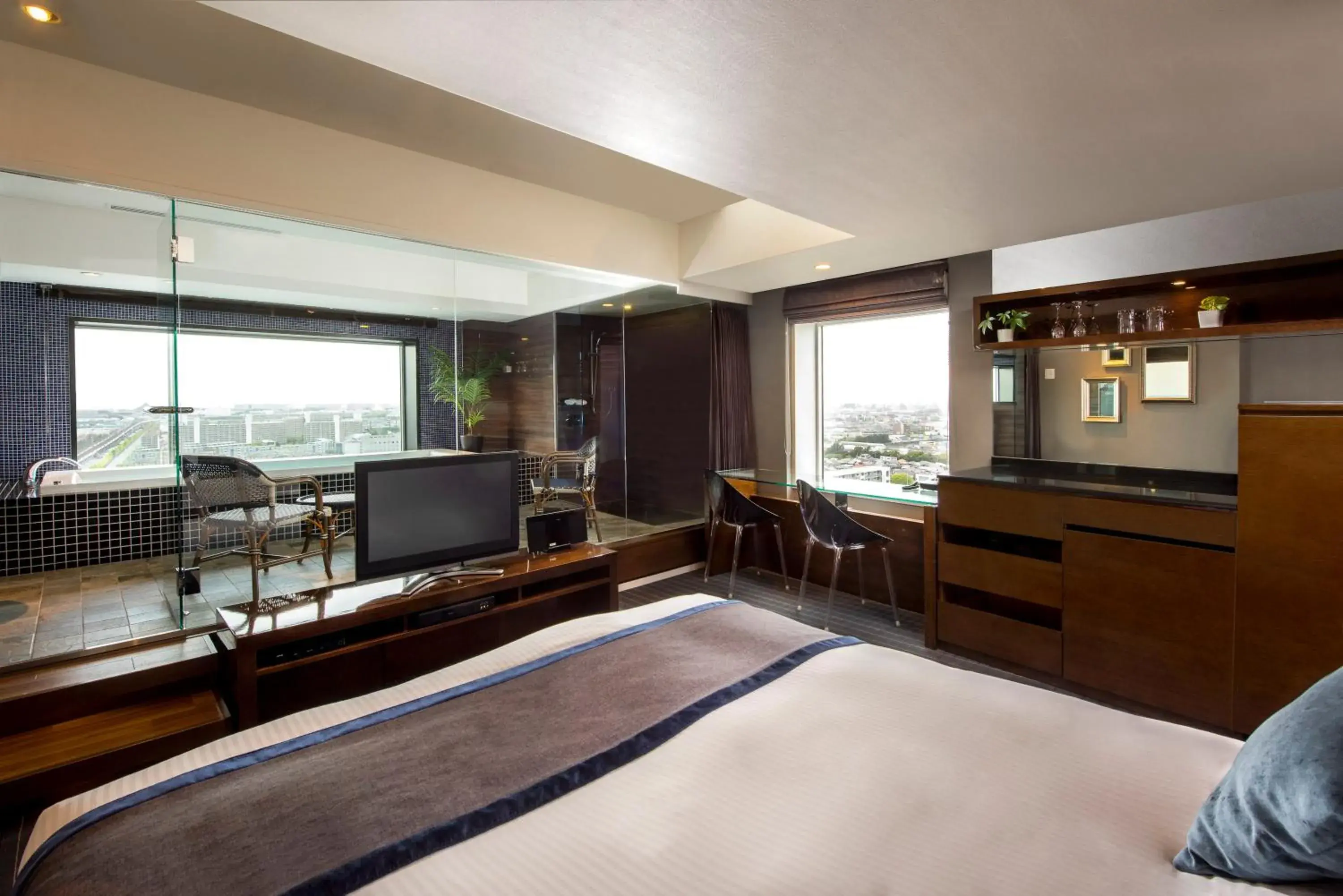Photo of the whole room in Urayasu Brighton Hotel Tokyo Bay