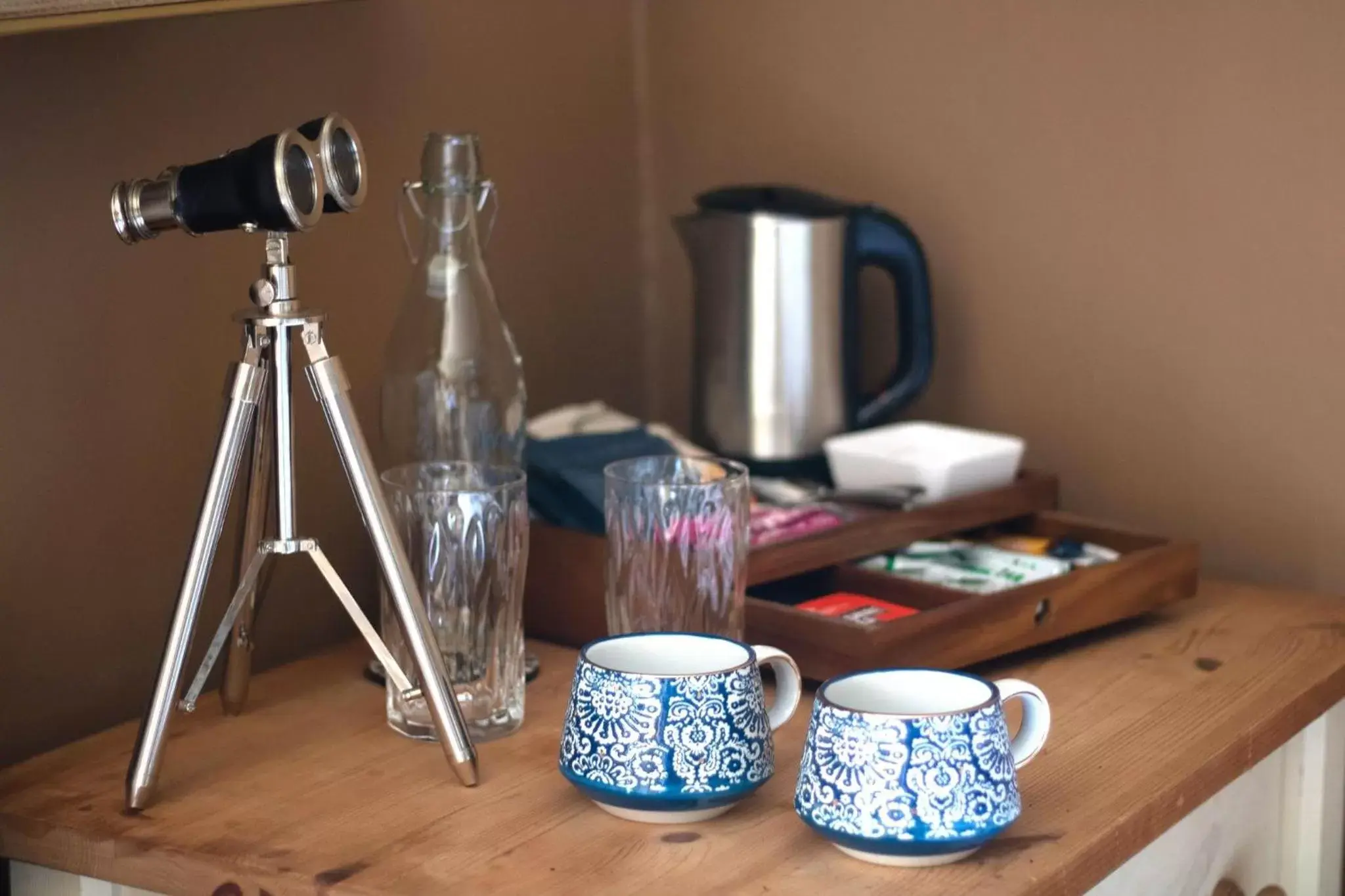 Coffee/Tea Facilities in The Riverside Rooms